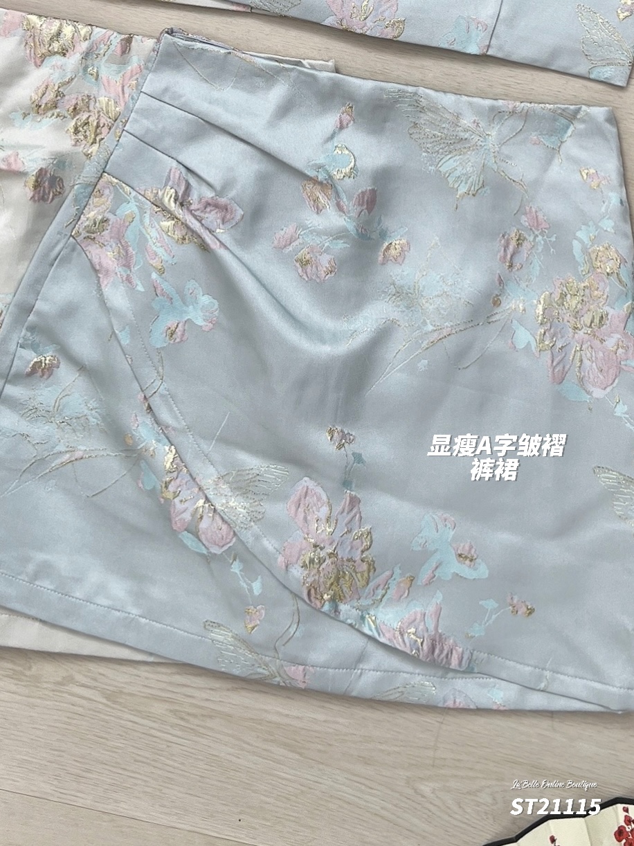 【LBP GXFC 独家新年系列】甜美改良版提花旗袍两件套 (ST21115)-La'Belle Fashion Boutique Sdn Bhd