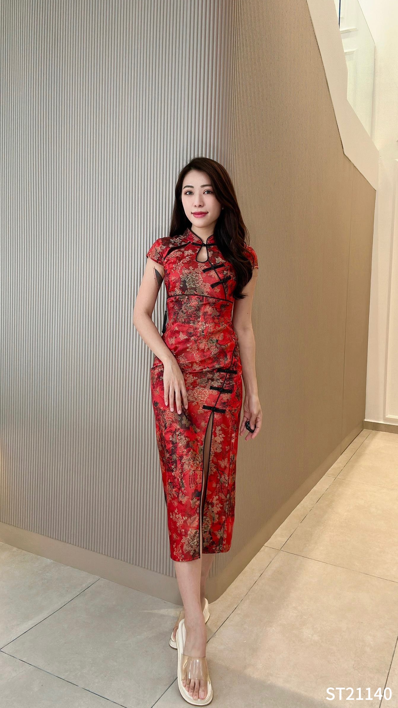 【LBP GXFC 独家新年系列】复古国风修身版过膝旗袍 (ST21140)-La'Belle Fashion Boutique Sdn Bhd