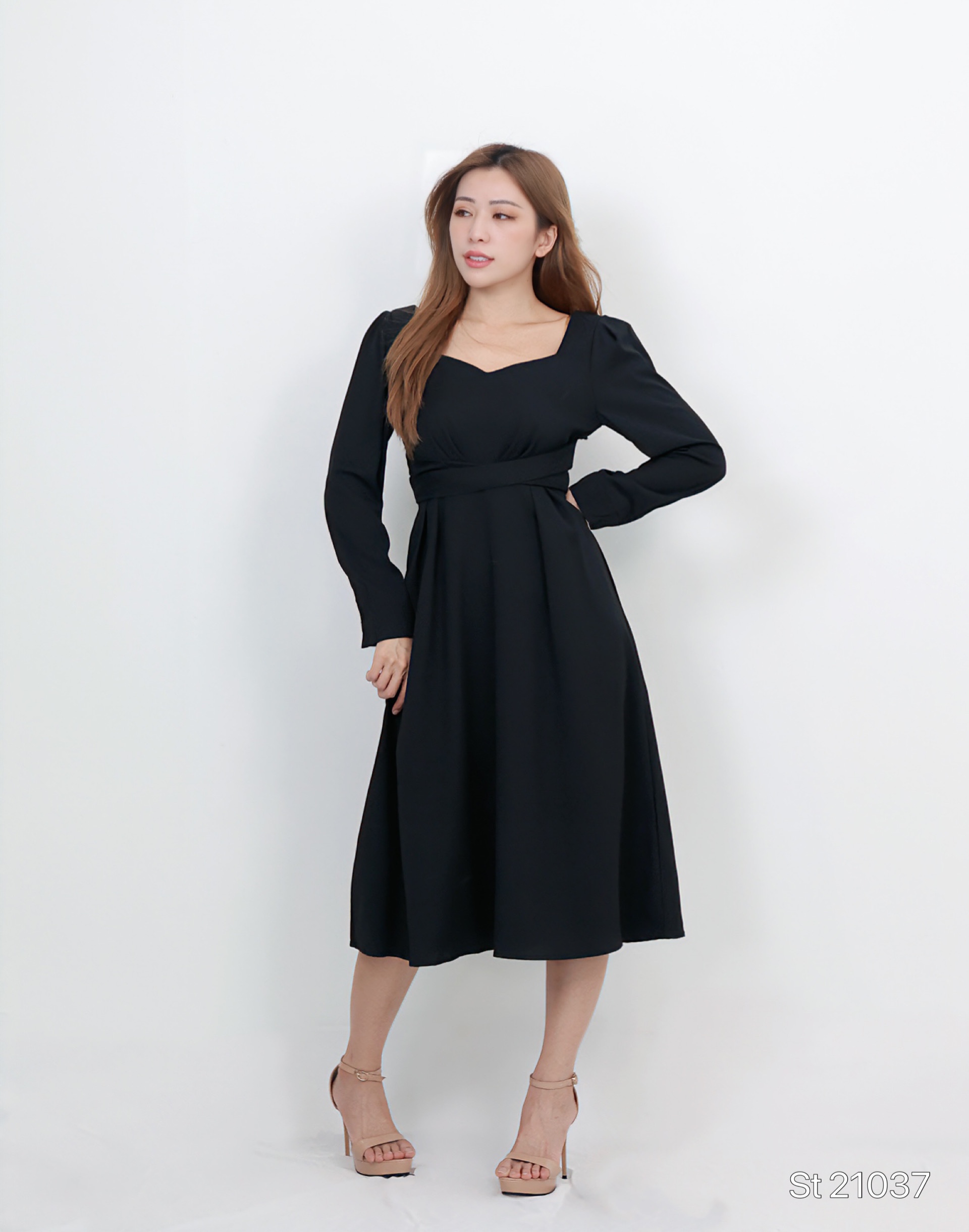 精致方领长袖连身裙 (ST21037)- 特价 -La'Belle Fashion Boutique Sdn Bhd