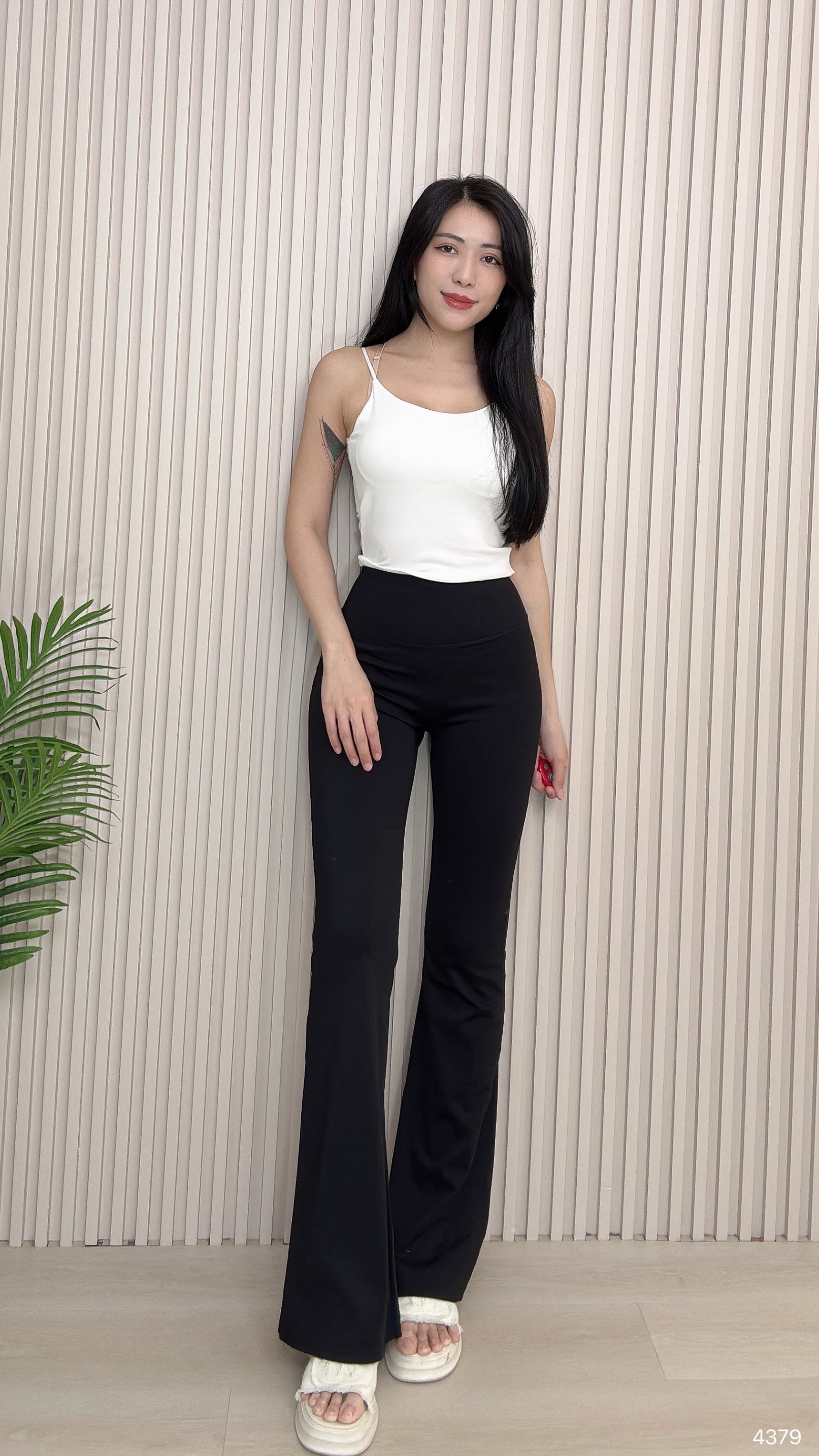 绝美后背V领蕾丝花边吊带内搭  (4379)