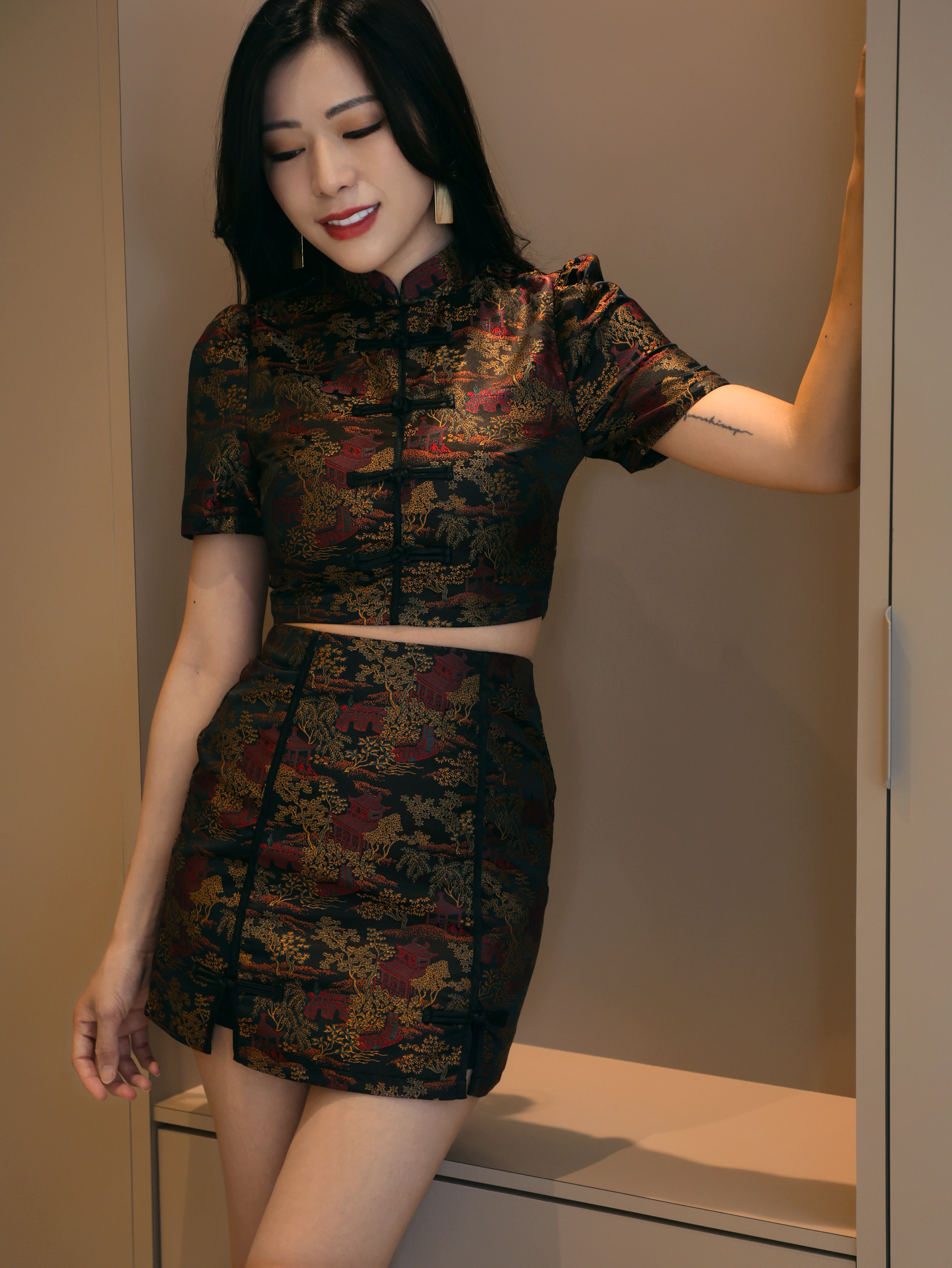 【LBP GXFC 独家新年系列】国风改良版旗袍两件套 (ST21196)-La'Belle Fashion Boutique Sdn Bhd