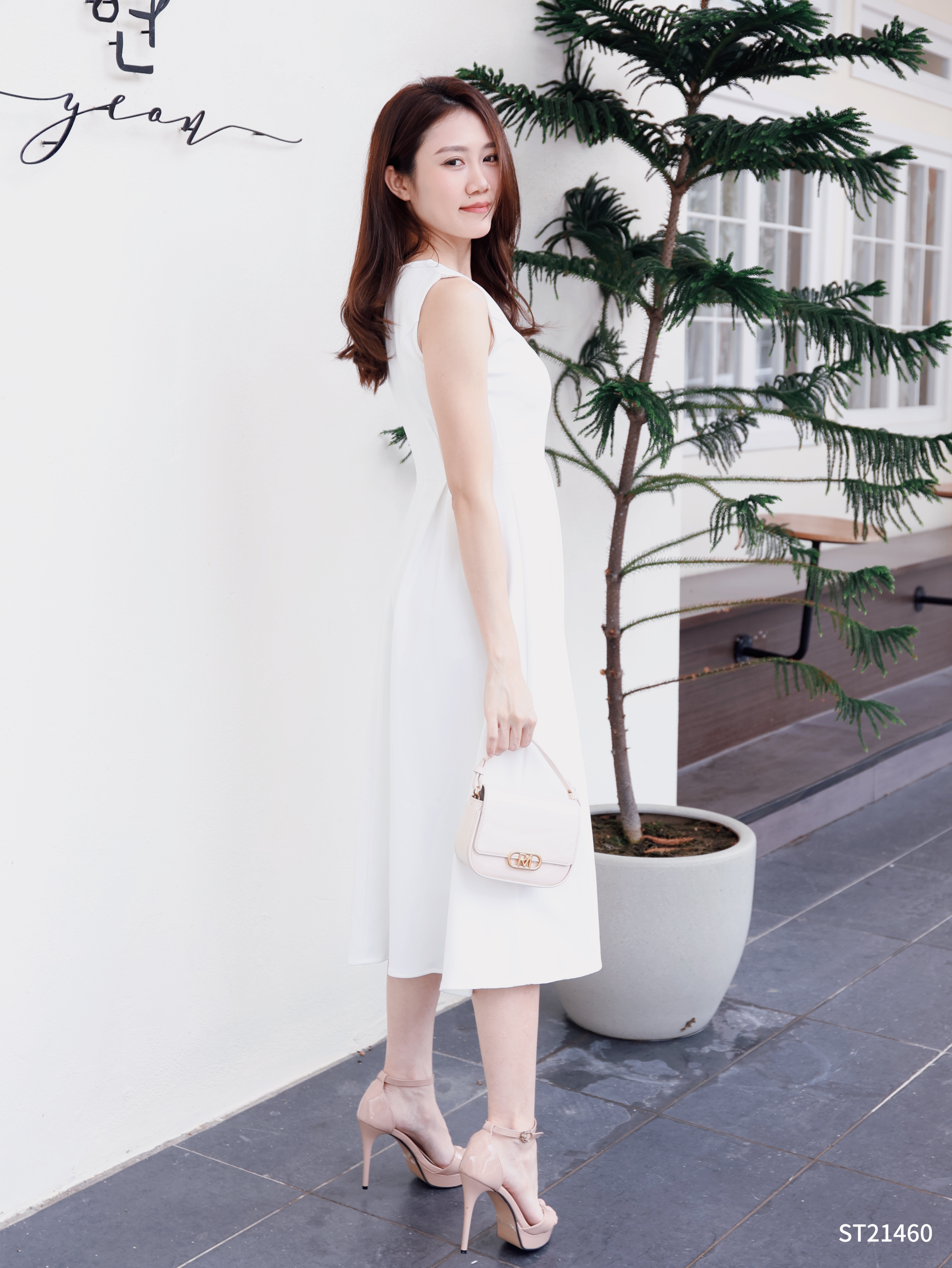 法式V领假纽扣设计无袖连身裙 (ST21460)