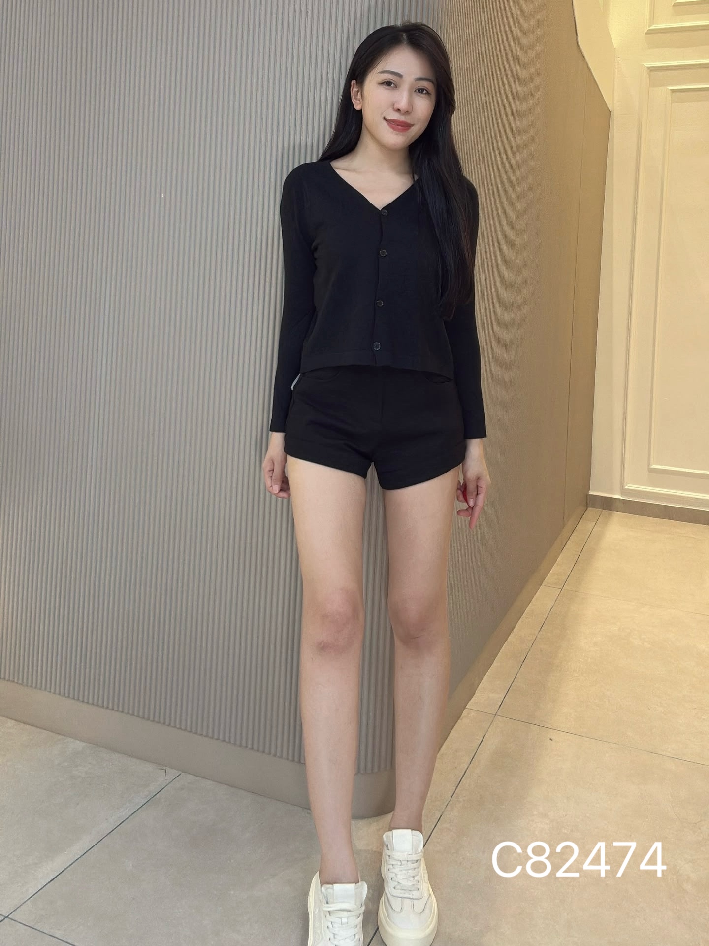韩系休闲V领长袖针织开衫外套 (C82474)