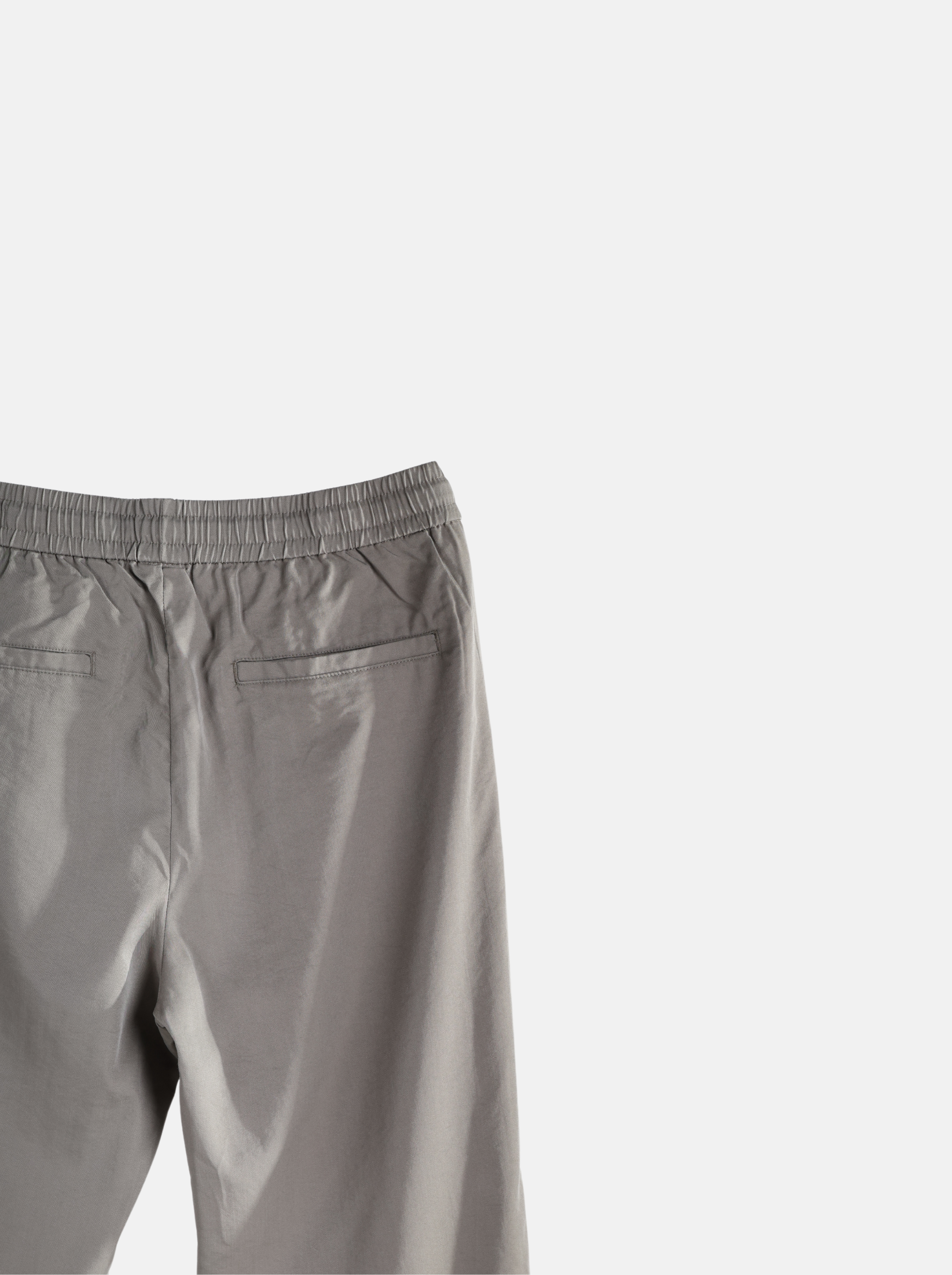Men's Joggers with "NEW BASIC" Label Detail (YS30130)