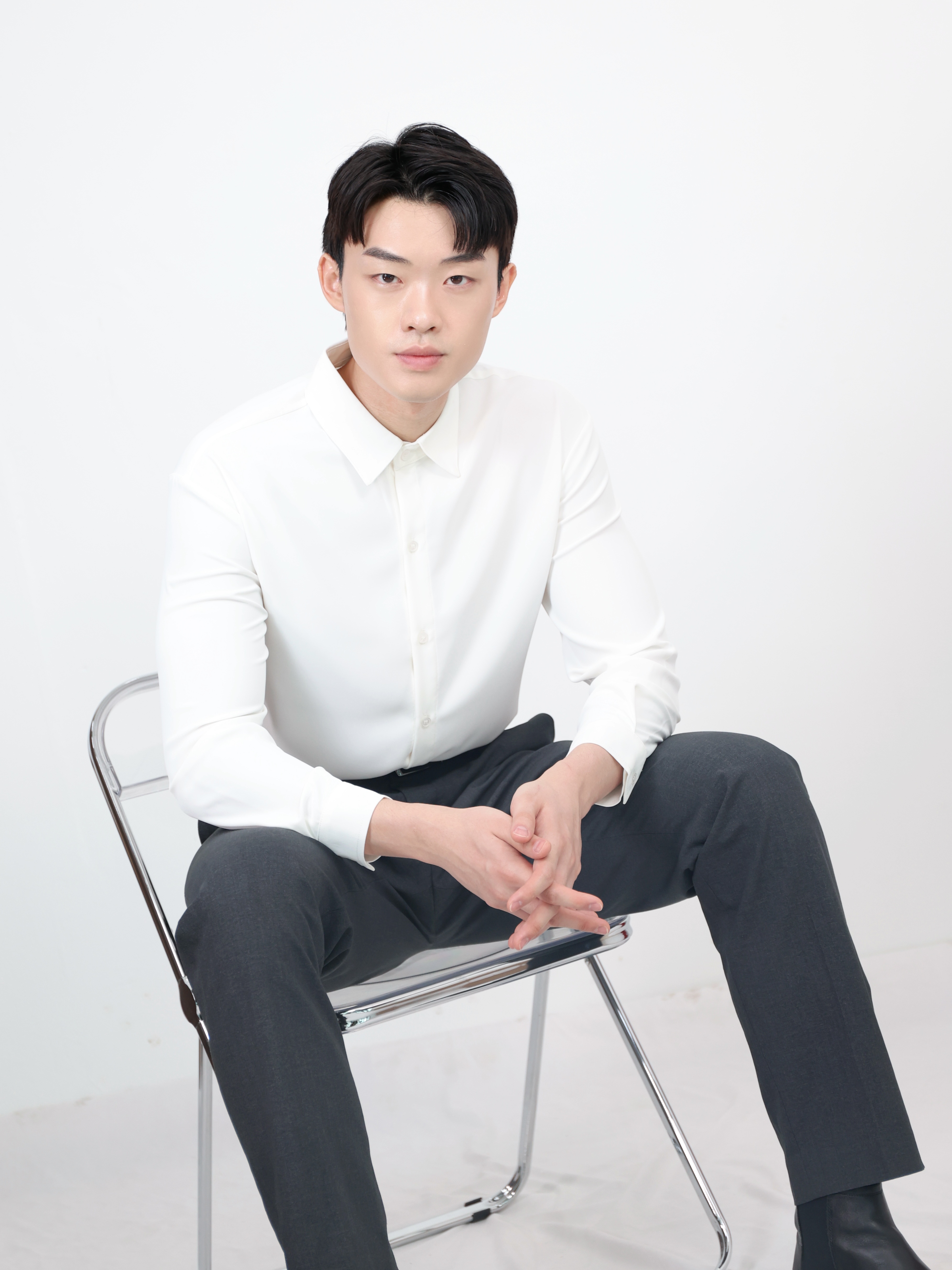 【STICKMEN】Elite 高级感纯色透气长袖上衣 (SM100102 WHITE)-La'Belle Fashion Boutique Sdn Bhd