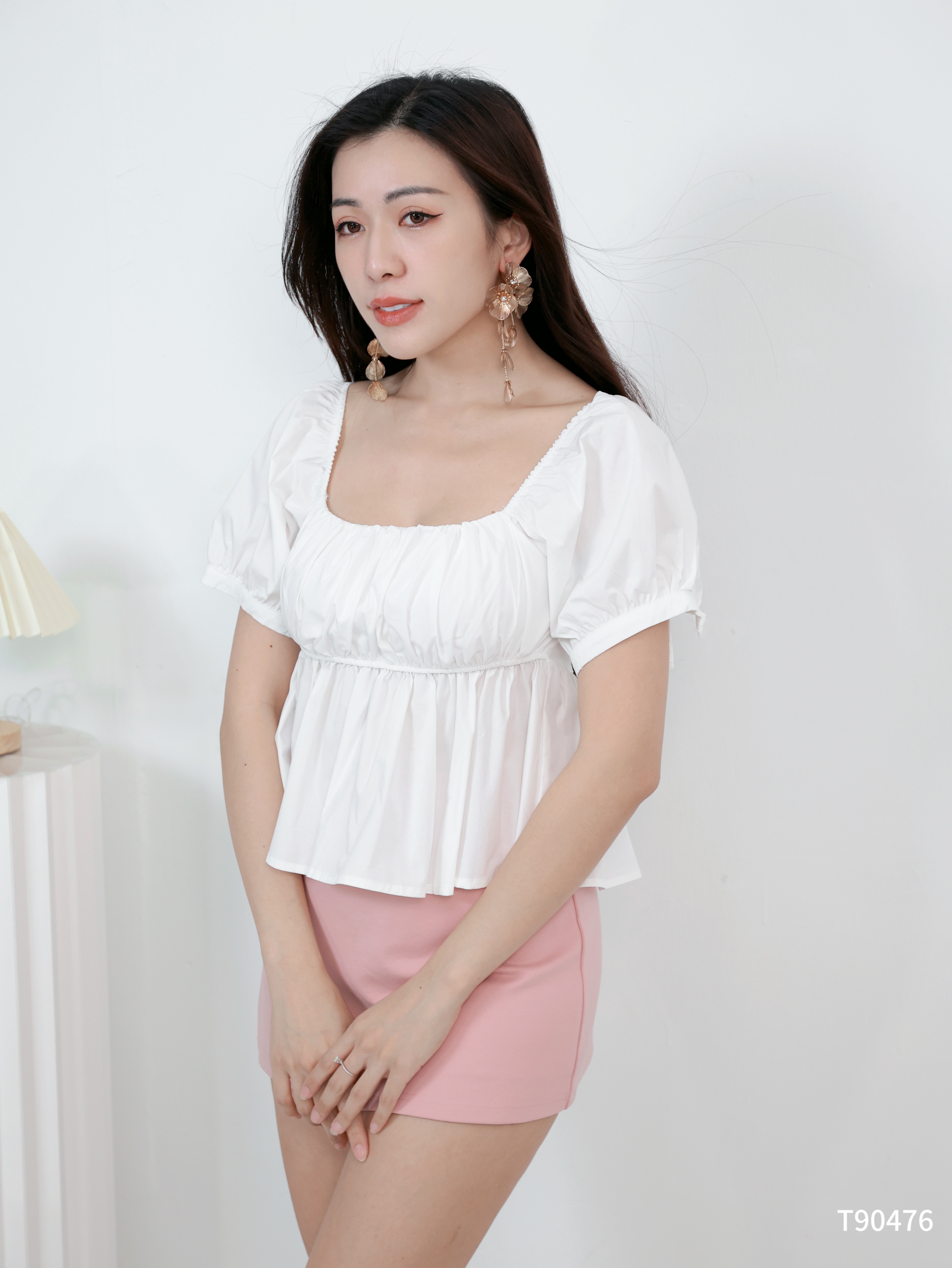 甜美褶皱两穿设计泡泡袖上衣 (T90476)