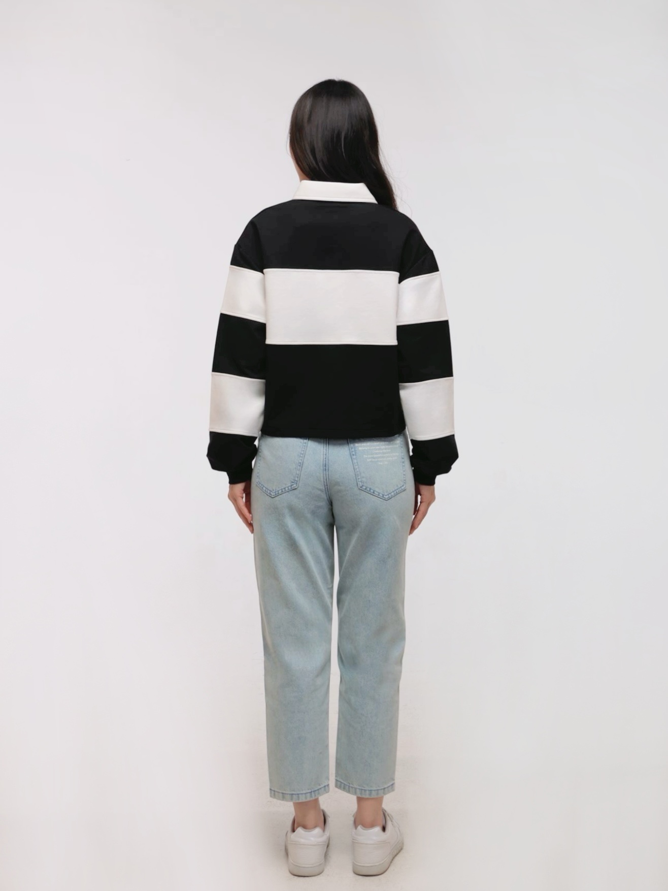 Women's Jeans with Simple Note Print (YS30131)