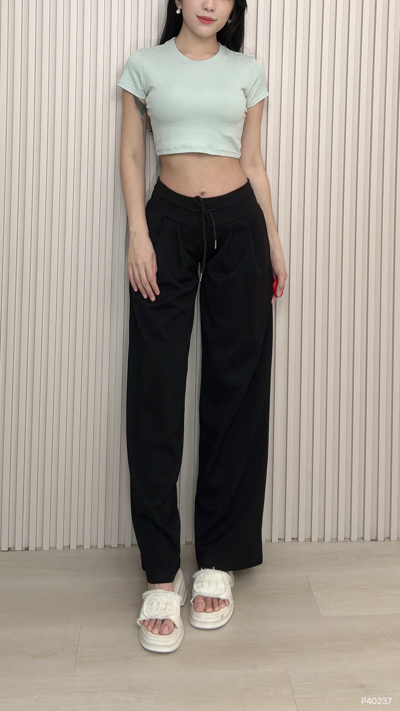 休闲抽绳设计直筒阔腿长裤 (P40237)