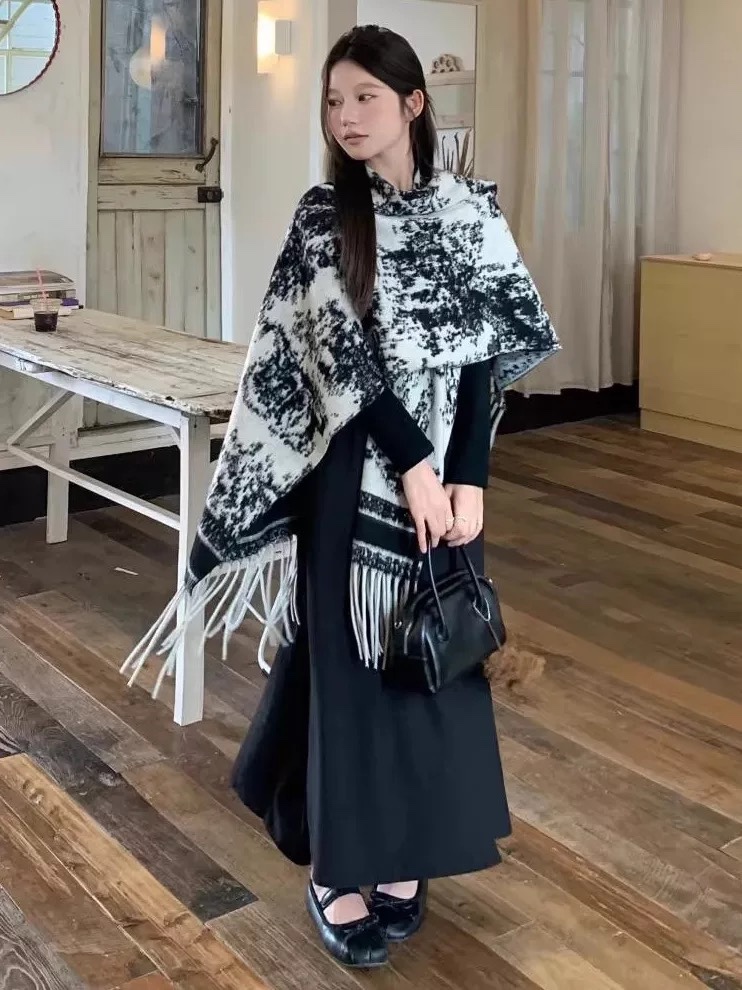 国风流苏水墨画设计大披肩 (AC10129)