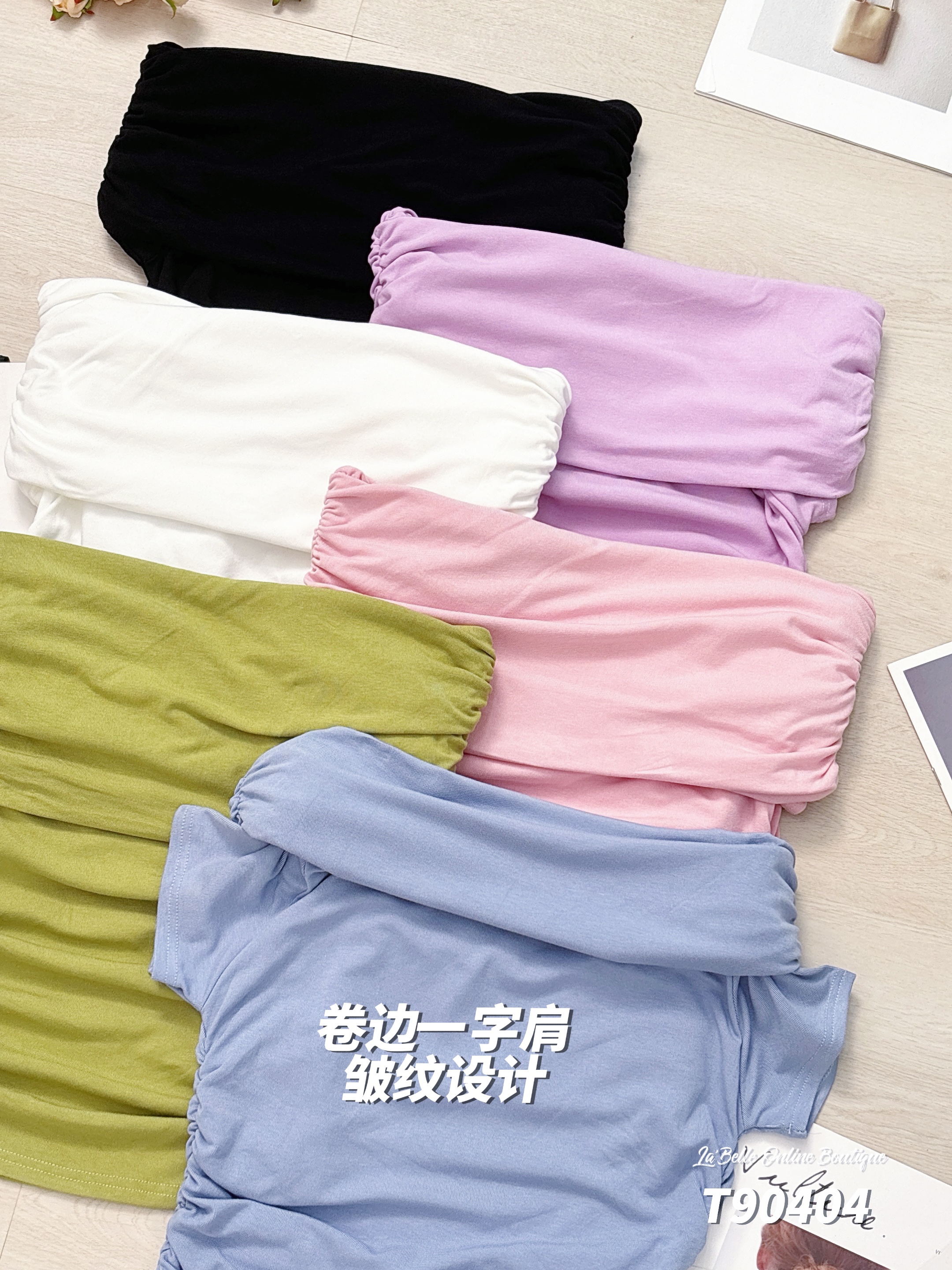 韩系卷边一字肩褶皱设计上衣 (T90404)