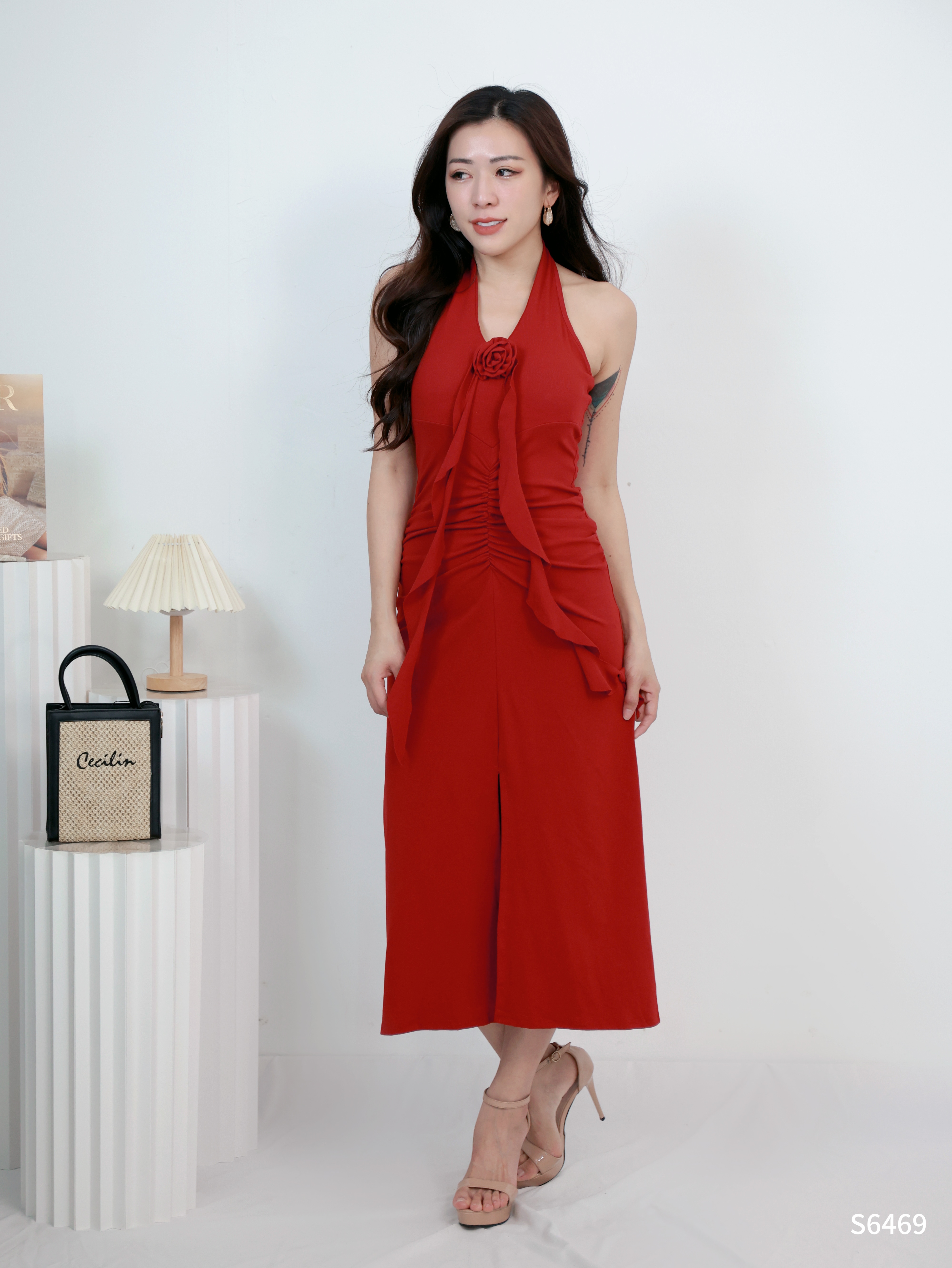 性感V领飘带花朵挂脖设计连身裙 (S6469)