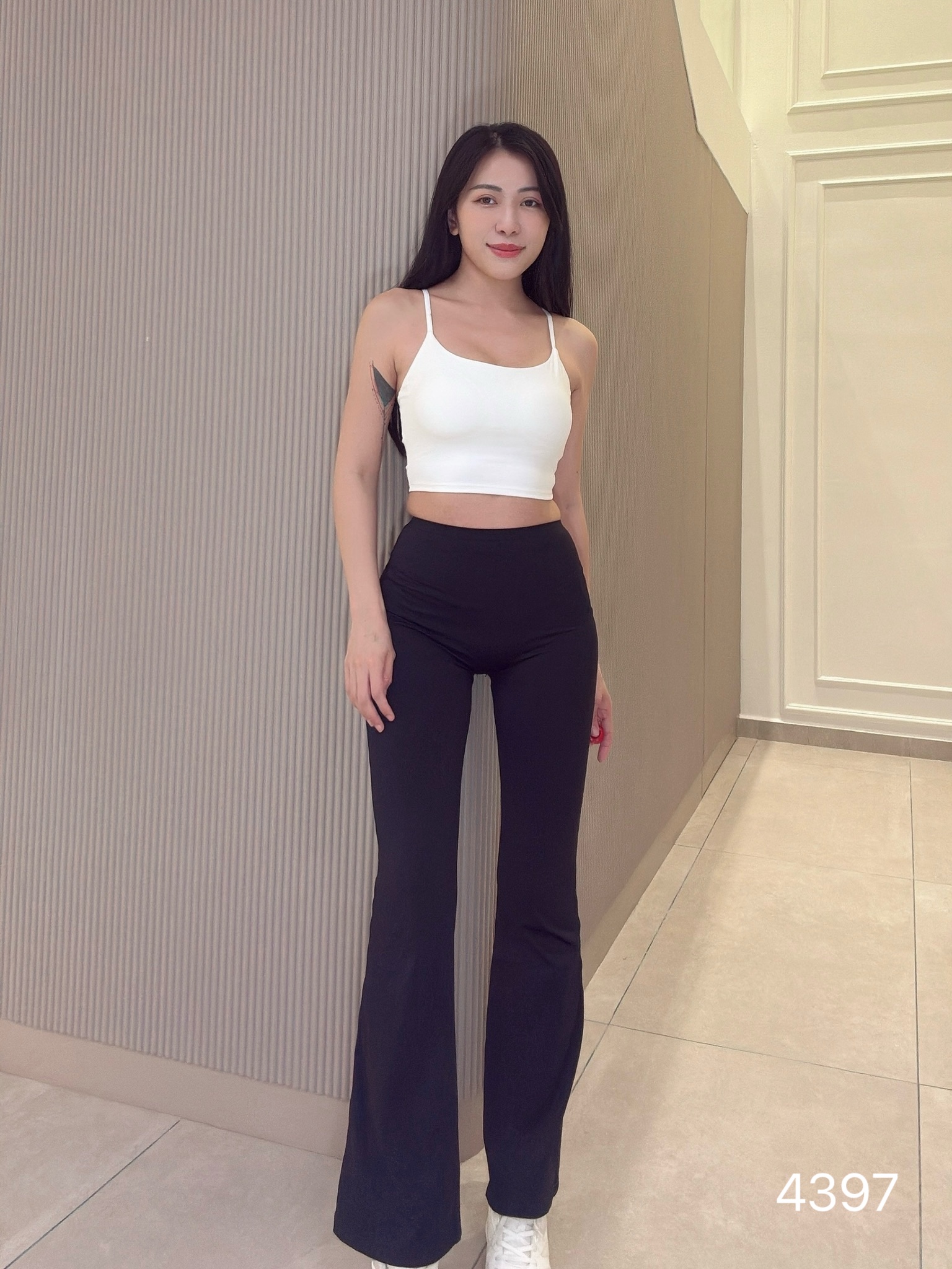 运动透气交叉抽皱美背吊带内搭 (4397)