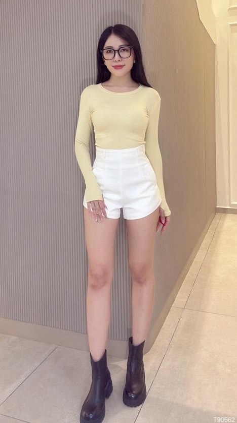 百搭修身圆领长袖上衣 (T90562)