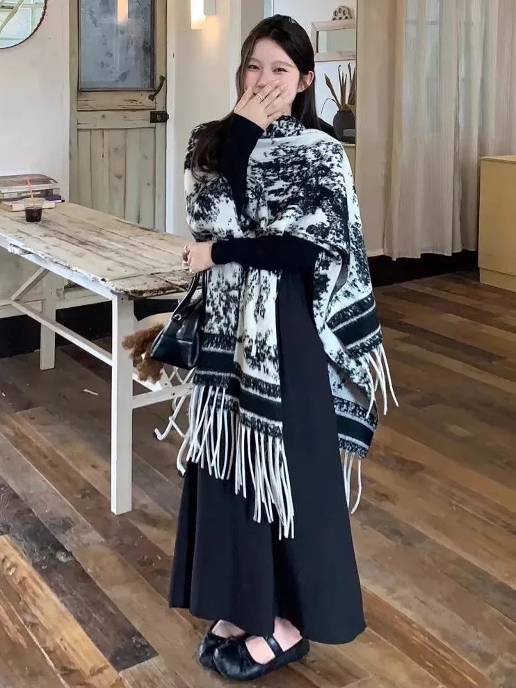 国风流苏水墨画设计大披肩 (AC10129)