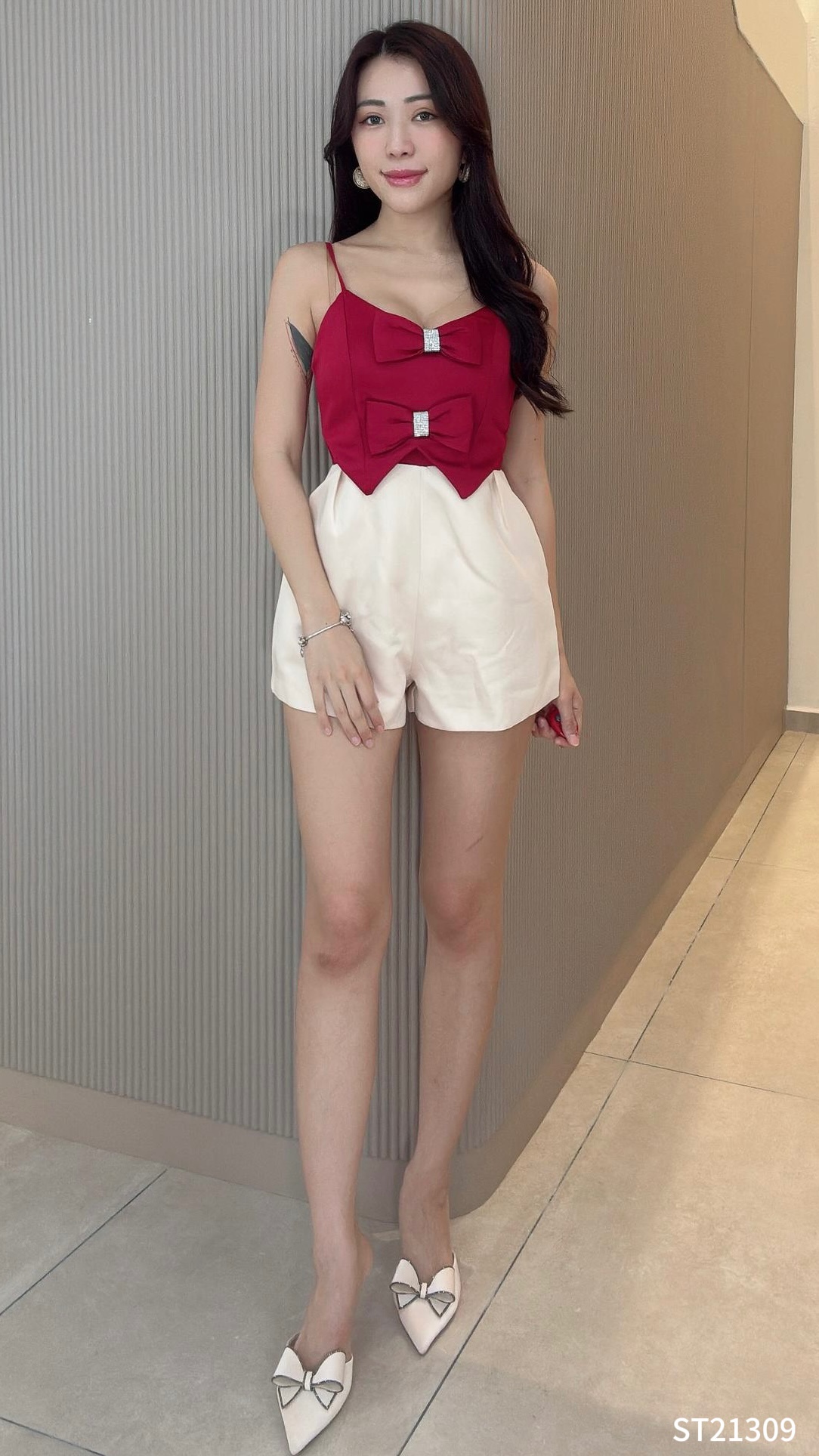 名媛风镶钻蝴蝶结设计吊带连身裤 (ST21309)