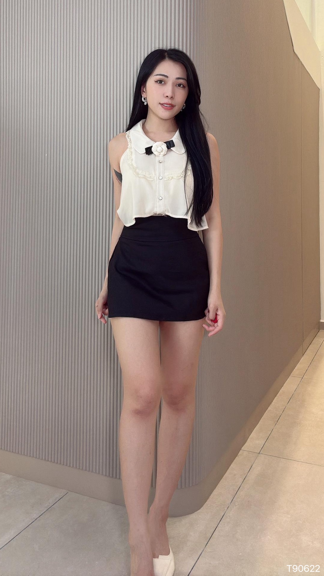 韩系双层蕾丝边设计无袖上衣 (T90622)