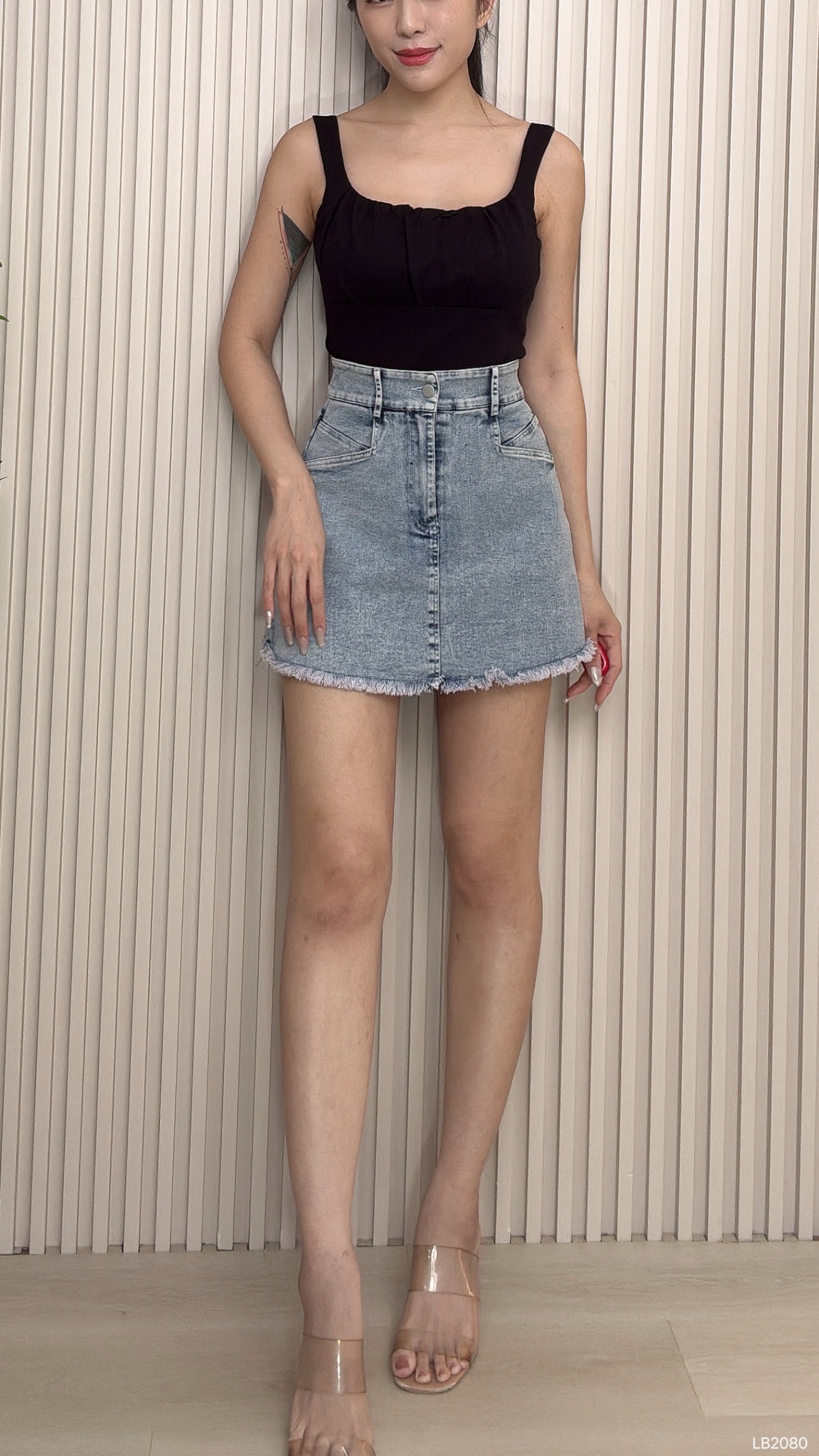 时尚须须毛边设计高腰牛仔裤裙 (LB2080)