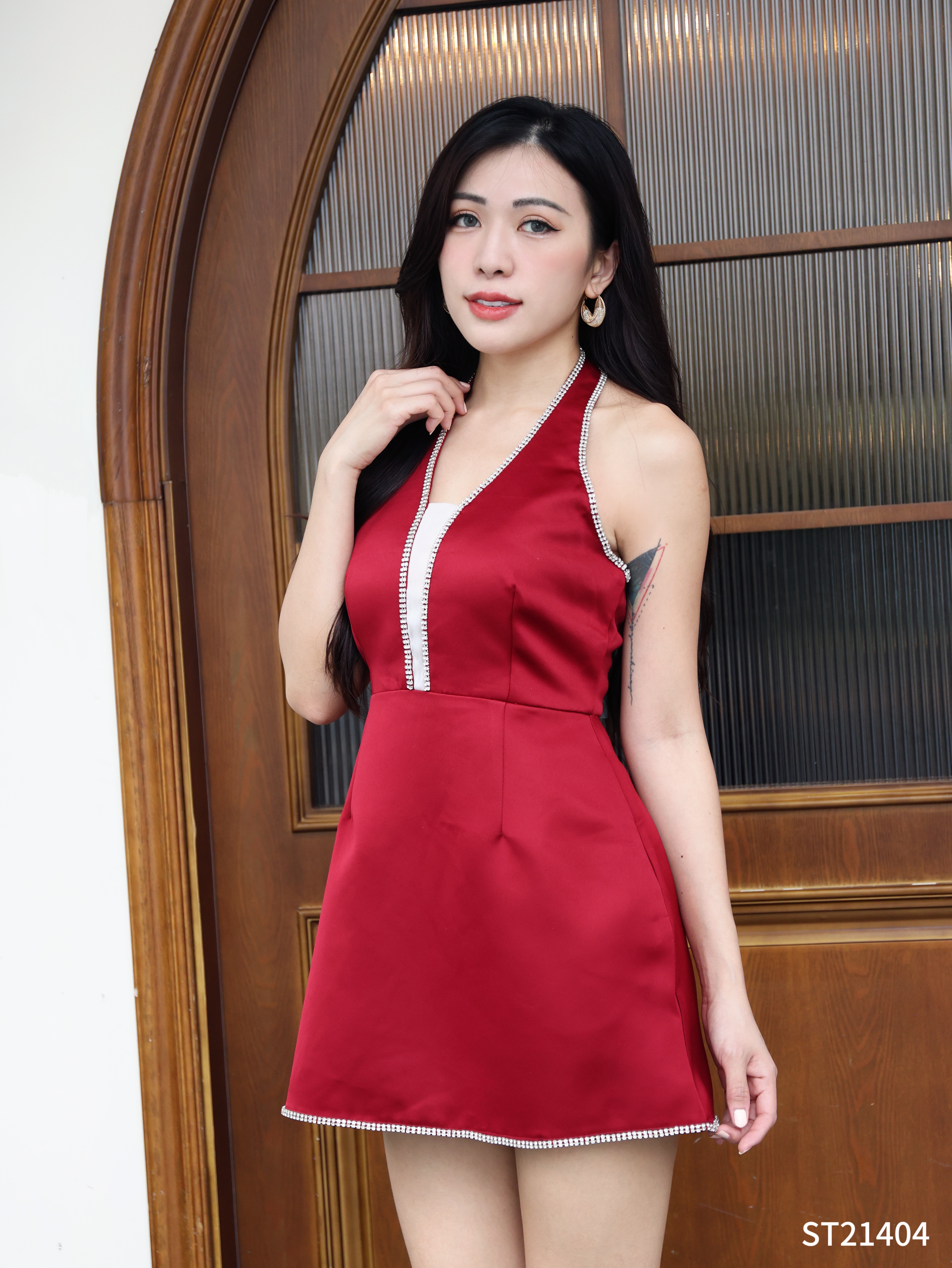 【LBP独家】复古性感露背挂脖连身裤裙 (ST21404)