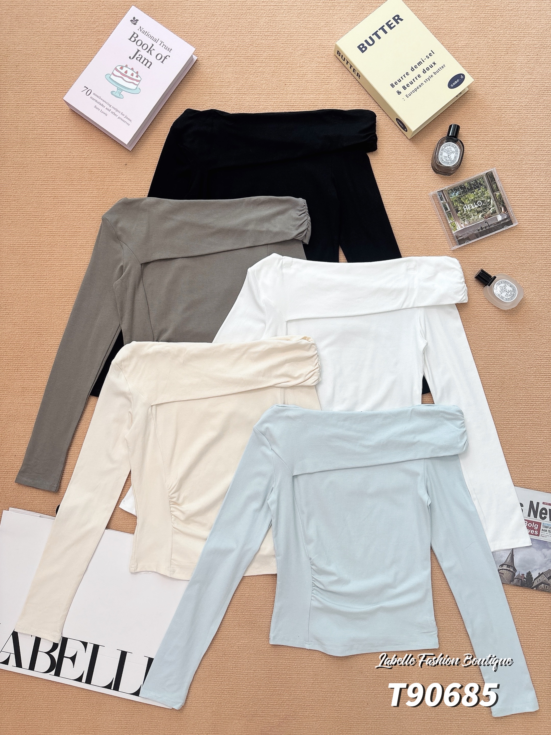 法式斜肩压皱设计长袖上衣 (T90685)