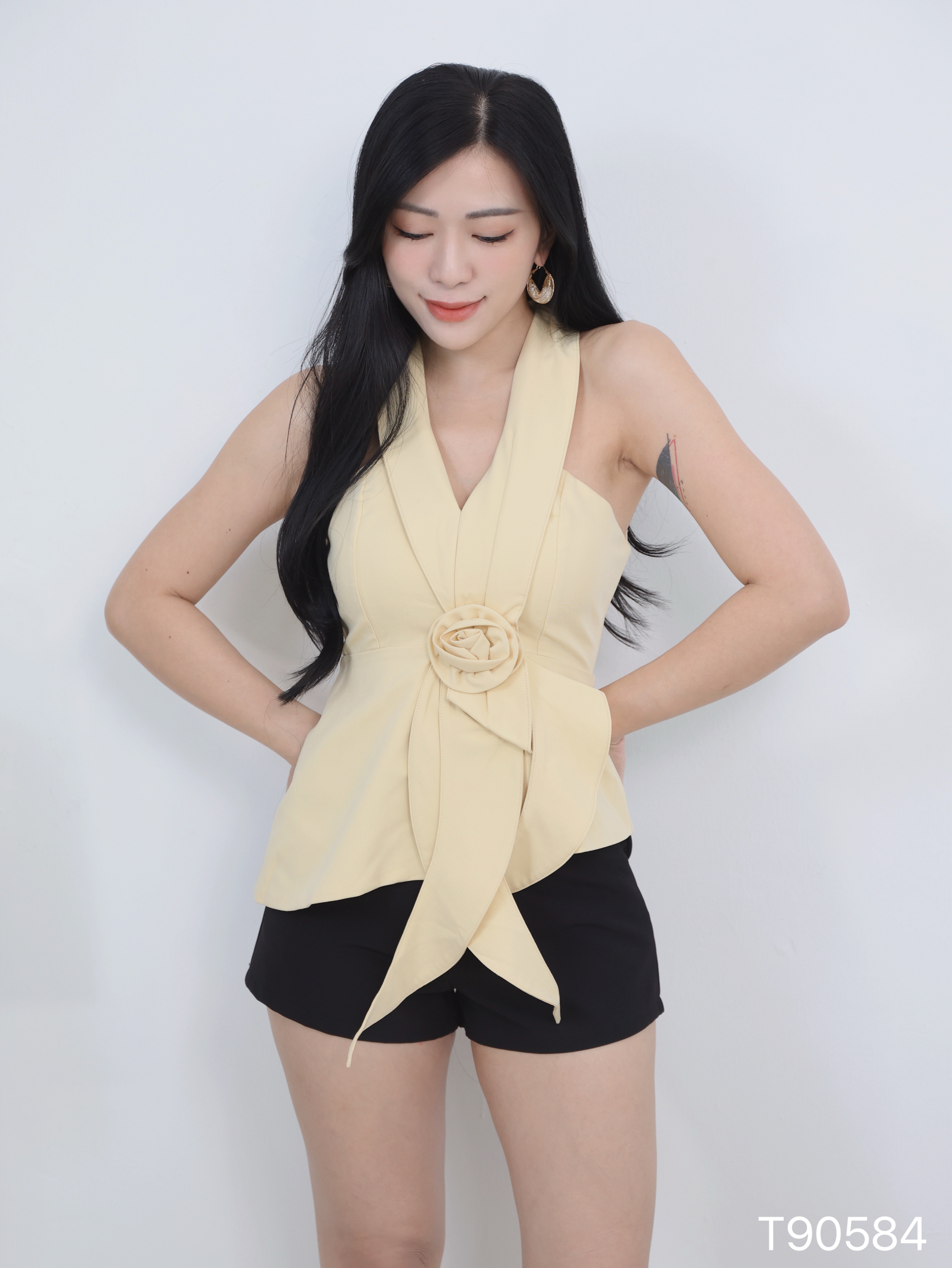 名媛风立体花朵设计Cut-In上衣 (T90584)