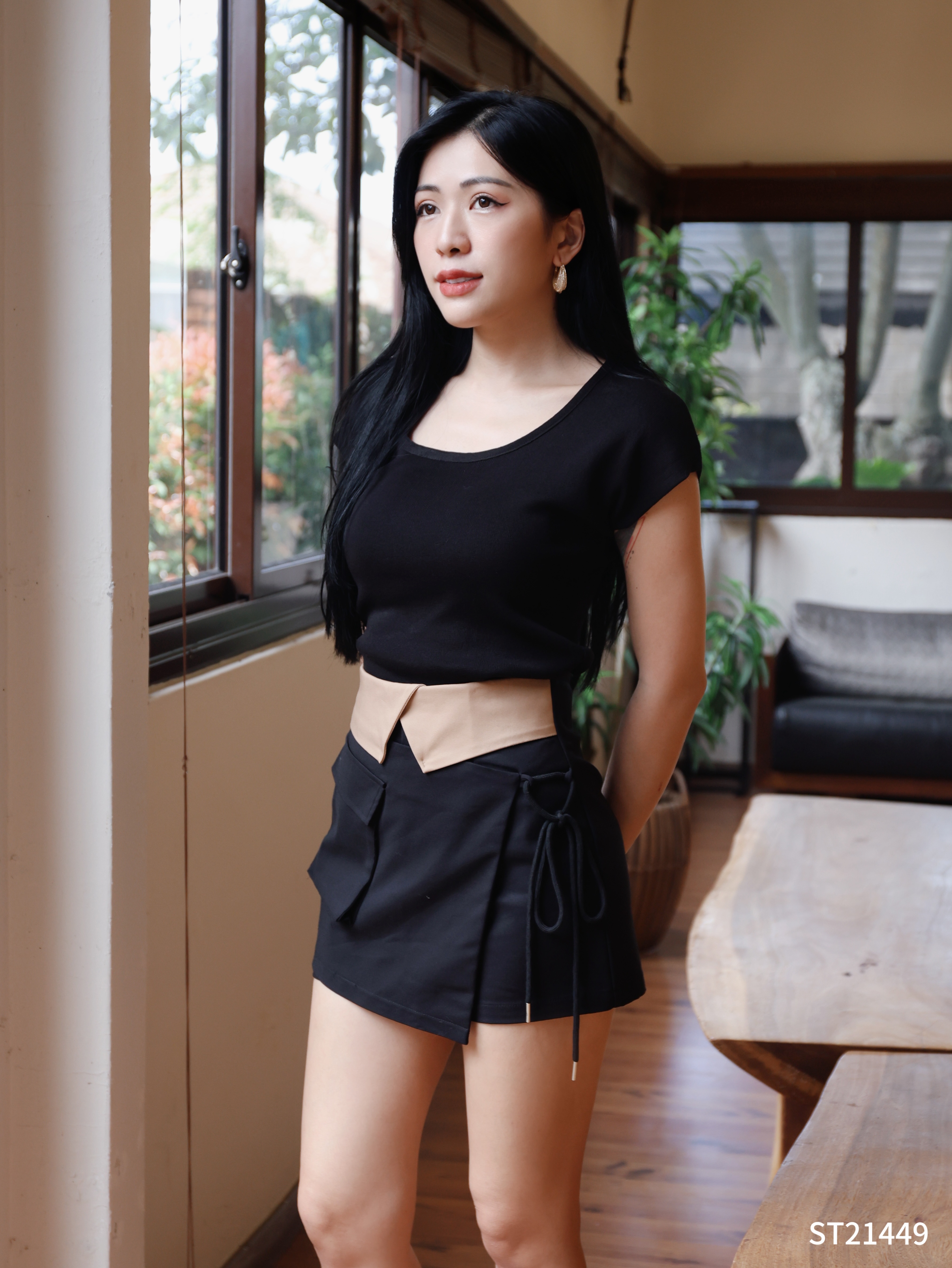 【LBP独家】百搭撞色系带设计A字高腰裤裙 (ST21449)