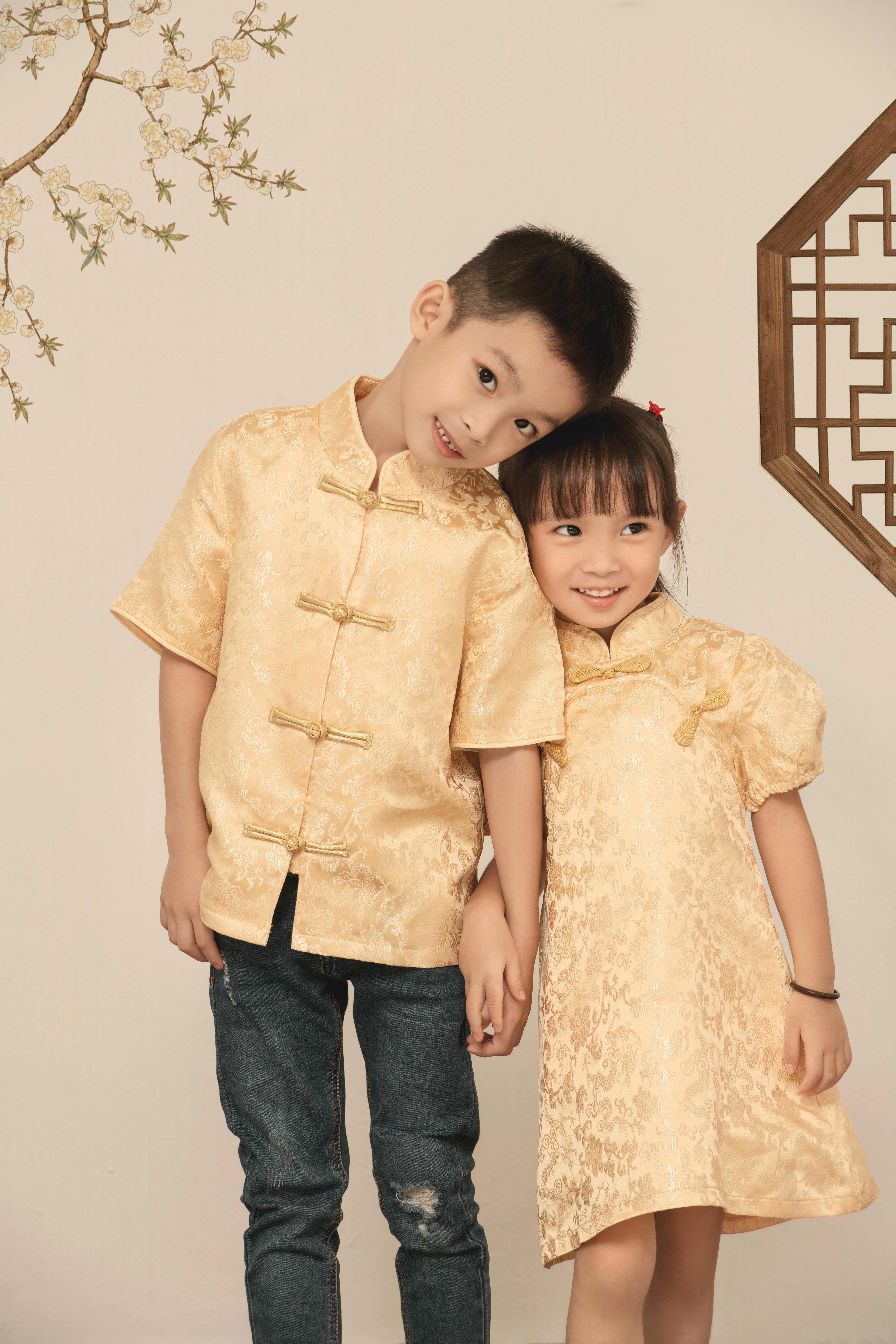 【LBP亲子系列】复古盘扣设计小孩泡泡袖A字旗袍 (F70104-女孩版)