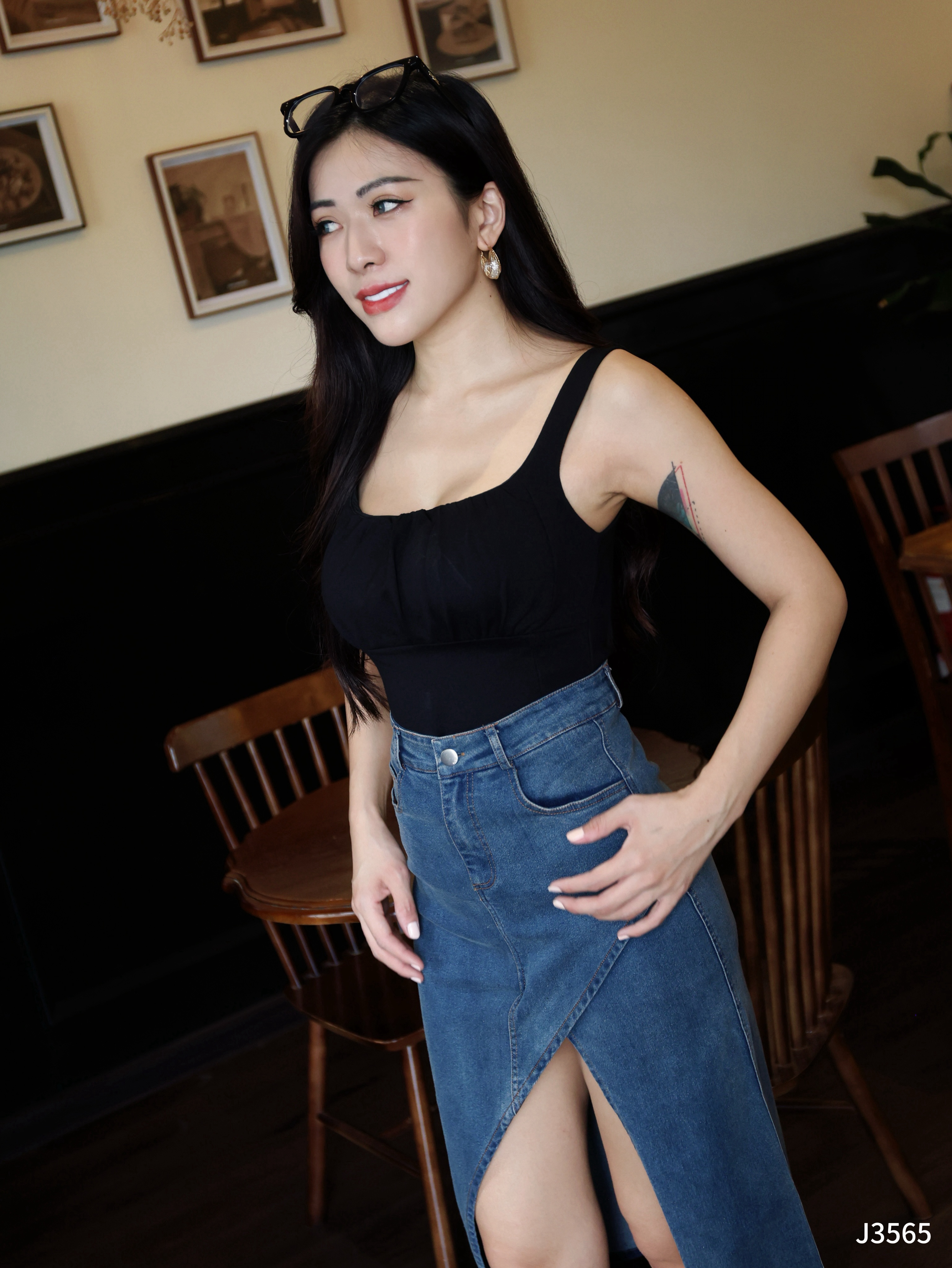 【LBP独家】时尚设计感牛仔高腰过膝裤裙 (J3565)