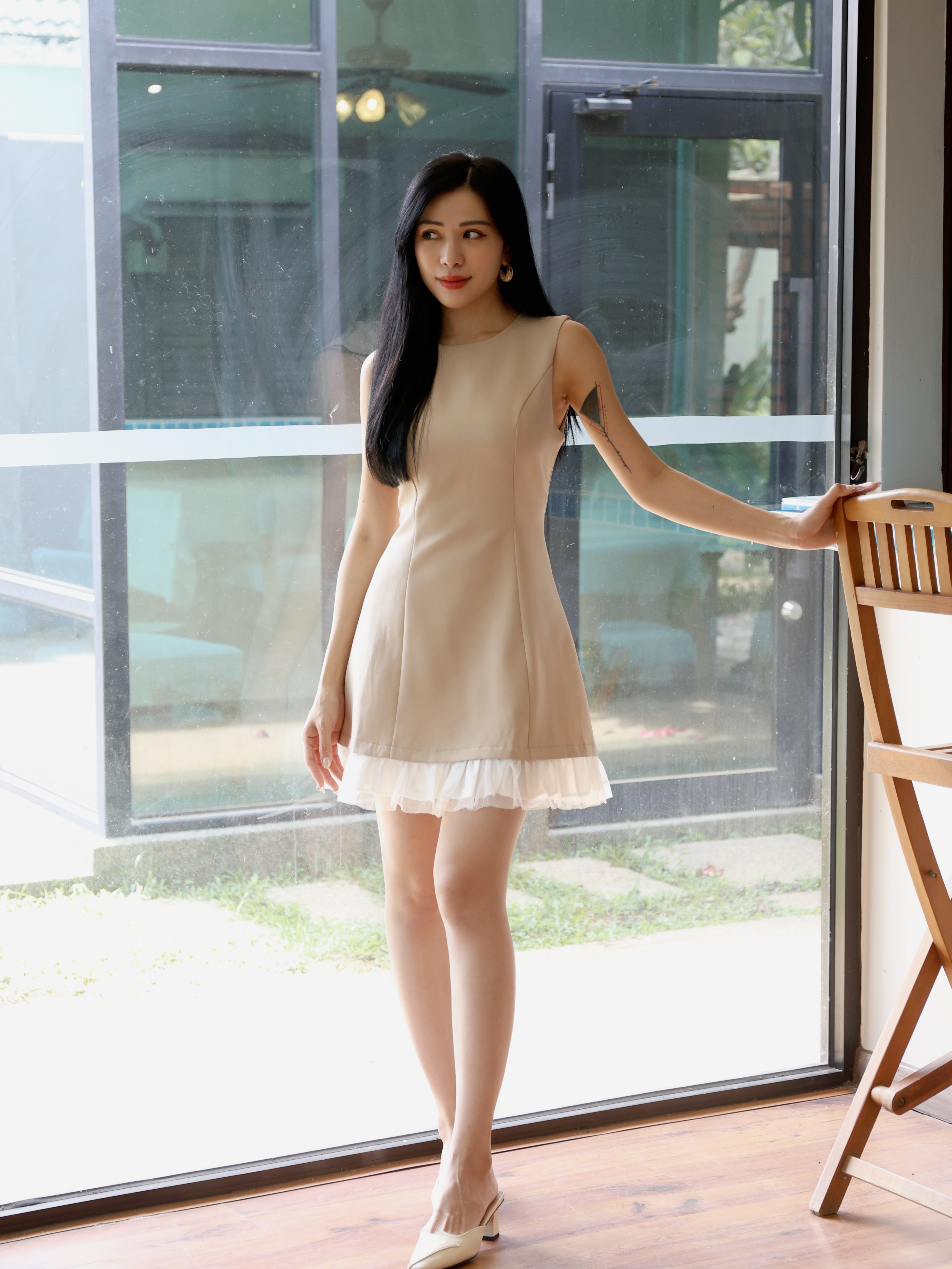 绝美荷叶网纱拼接设计连身裤裙 (ST21439)