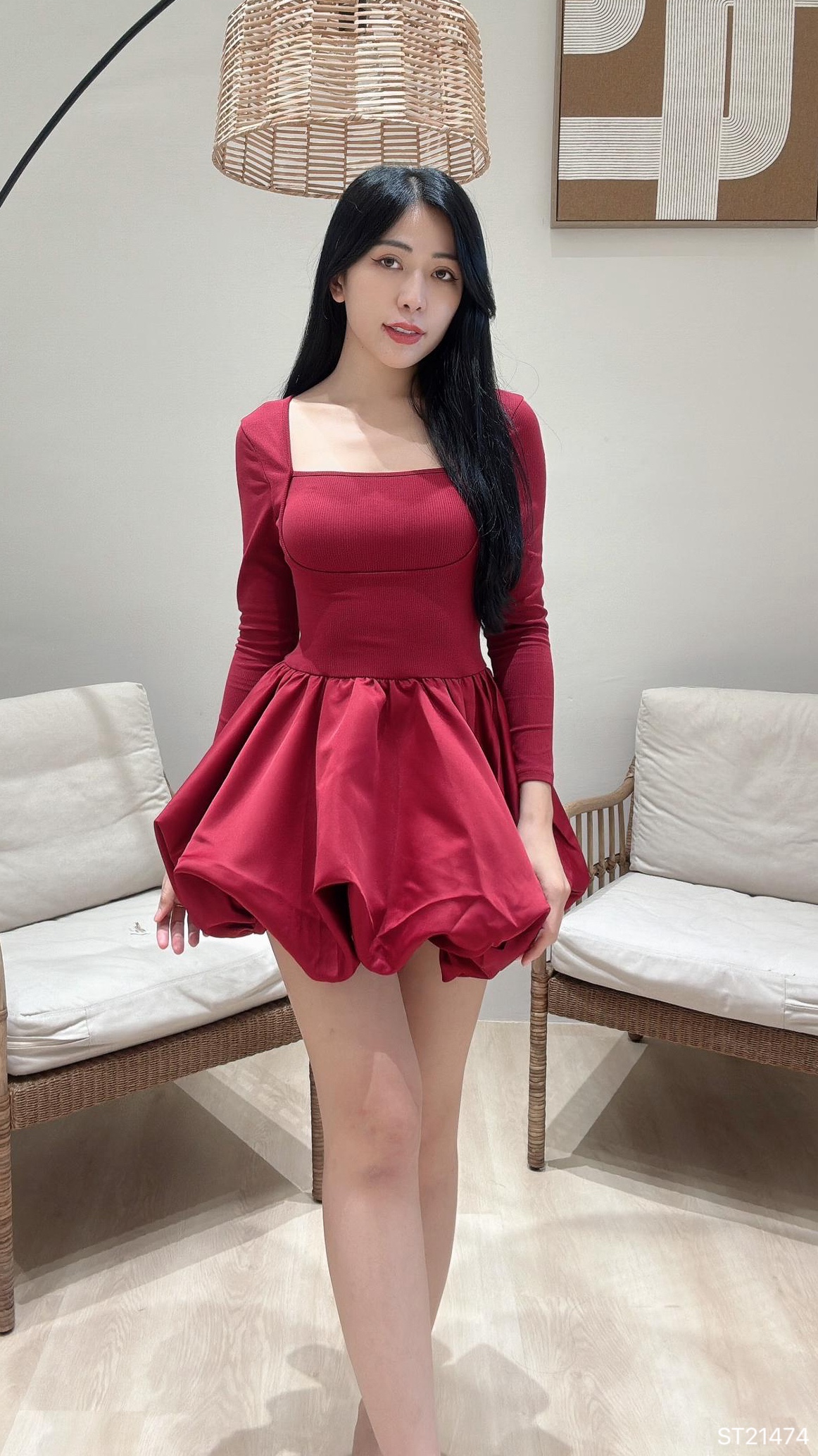 【LBP独家】绝美芭蕾风方领长袖连身裙 (ST21474)