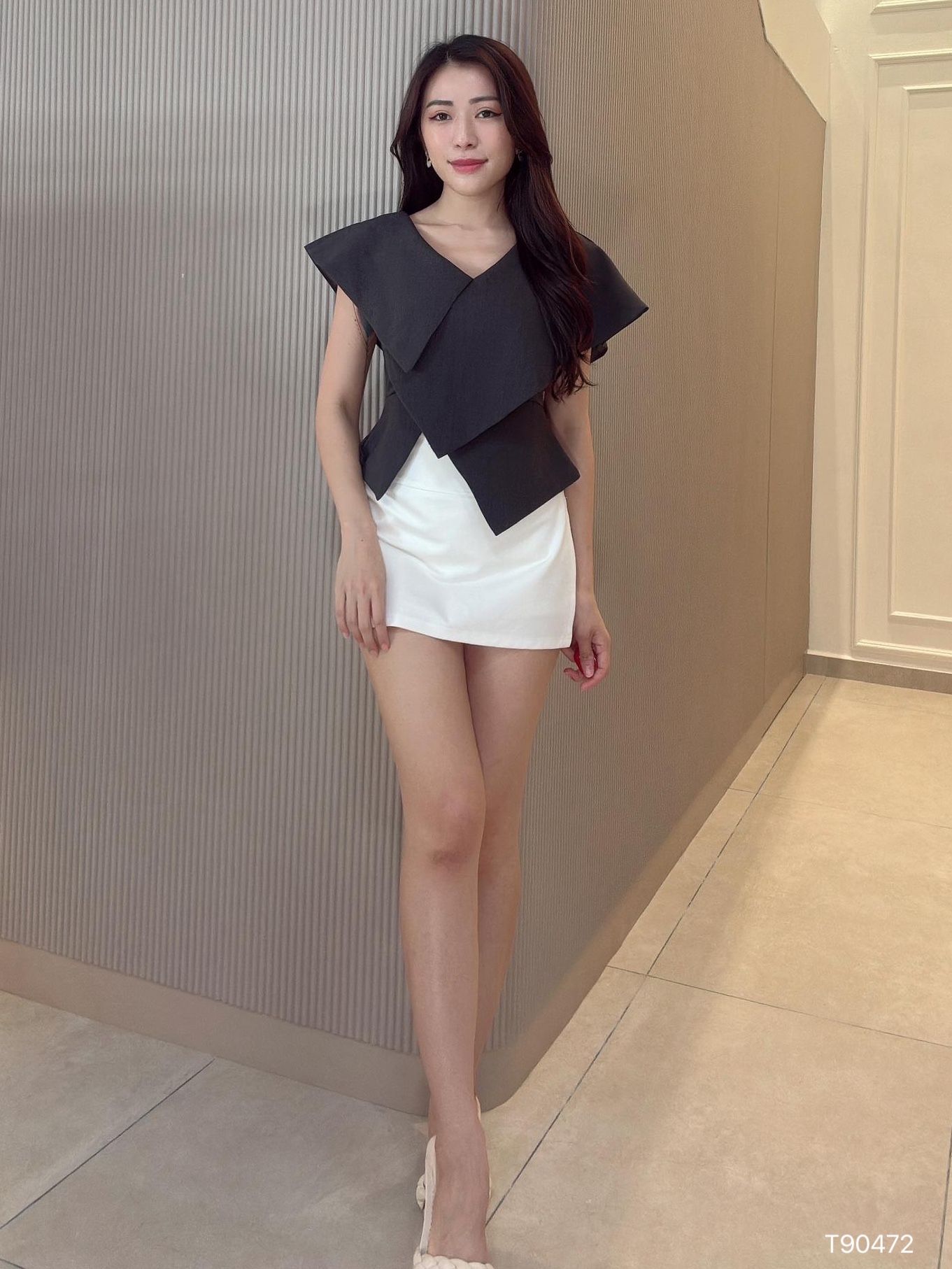 高级感不规则设计上衣 (T90472)