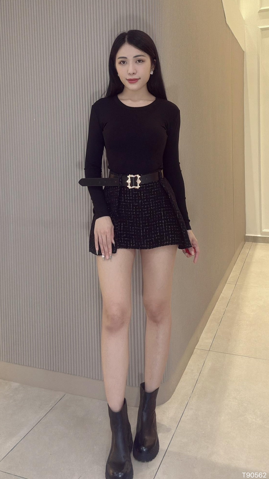 百搭修身圆领长袖上衣 (T90562)