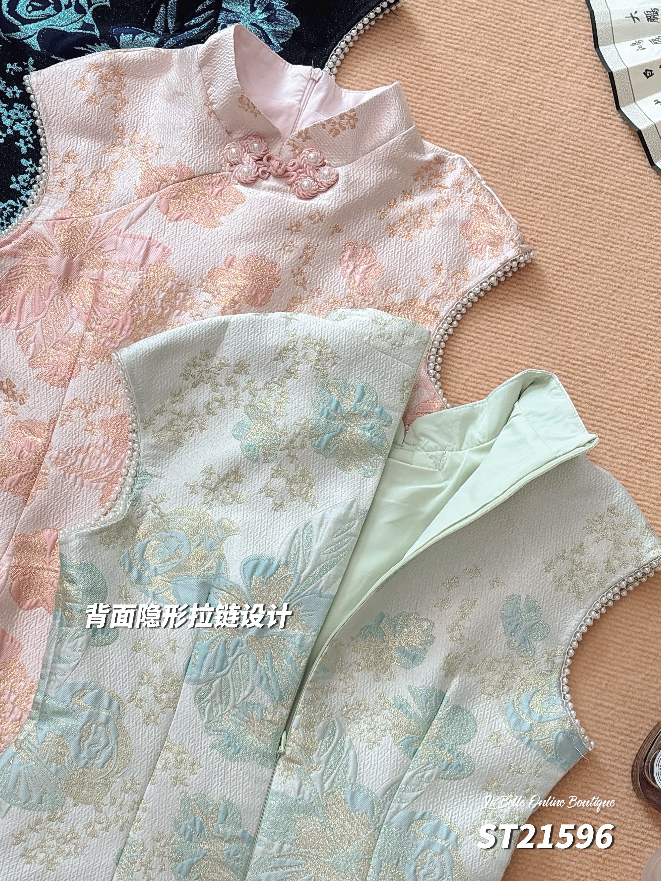 【预购PRE-ORDER】【LBP 独家新年系列】改良版袖口珍珠包边设计旗袍 (ST21596)