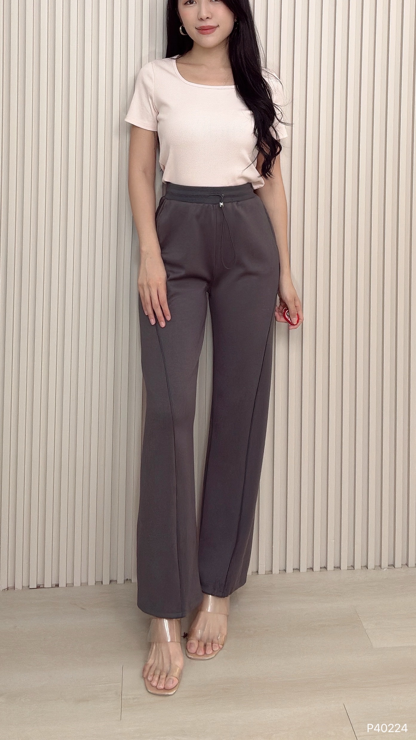 百搭抽绳设计阔腿长裤 (P40224)