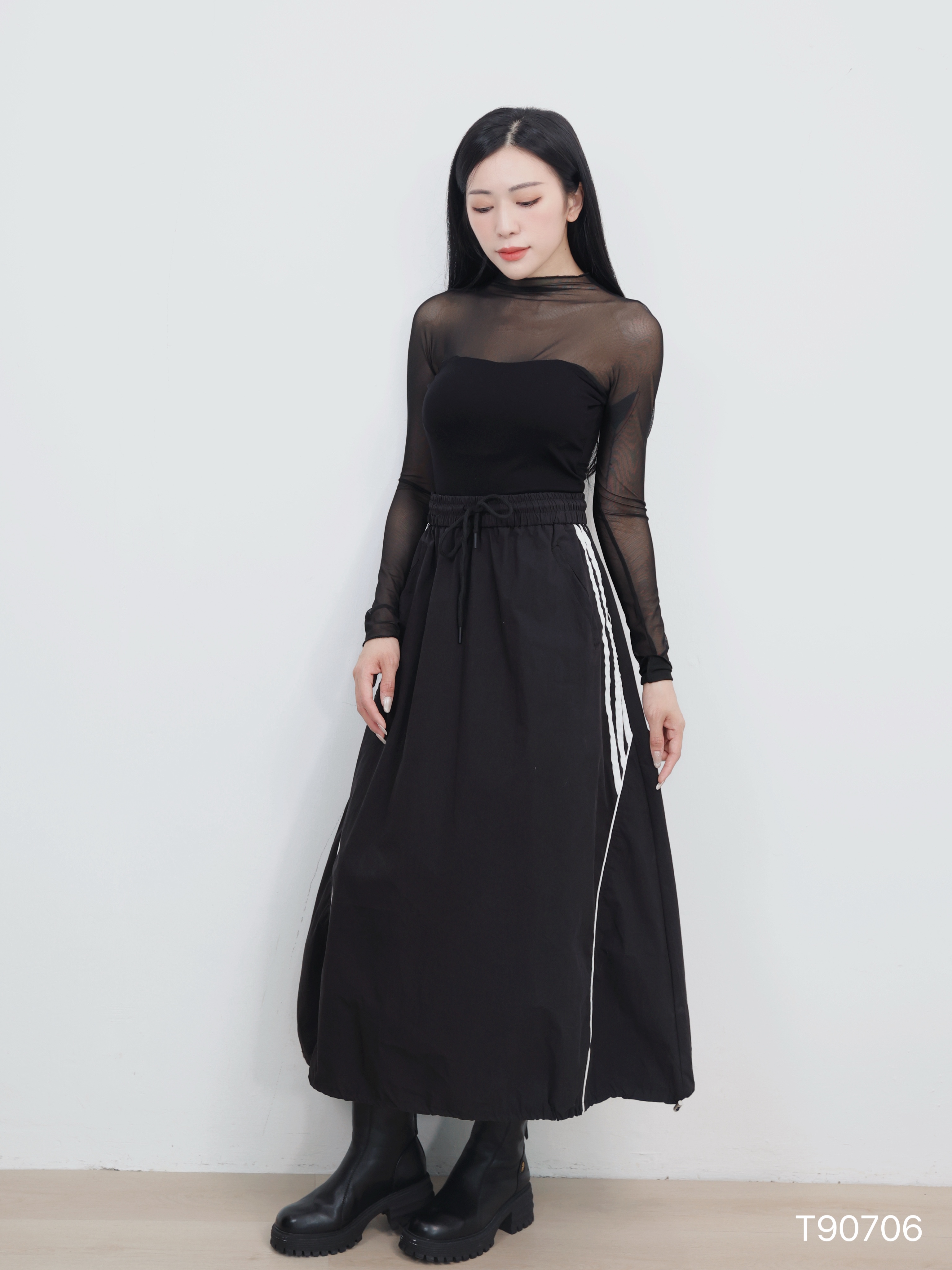 性感微透半高领设计长袖上衣 (T90706)