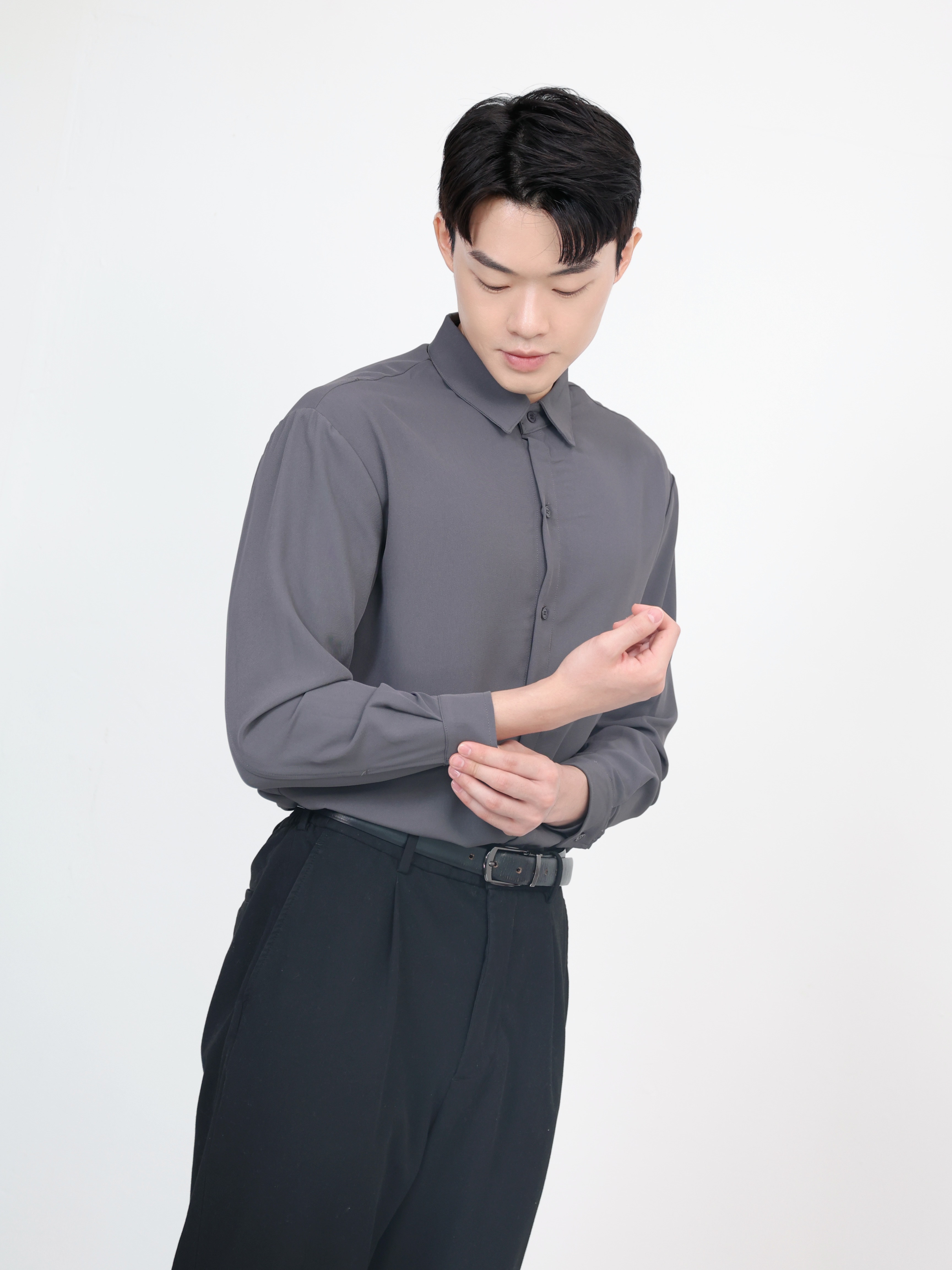 【STICKMEN】Elite 高级感纯色透气长袖上衣 (SM100102 GREY)-La'Belle Fashion Boutique Sdn Bhd