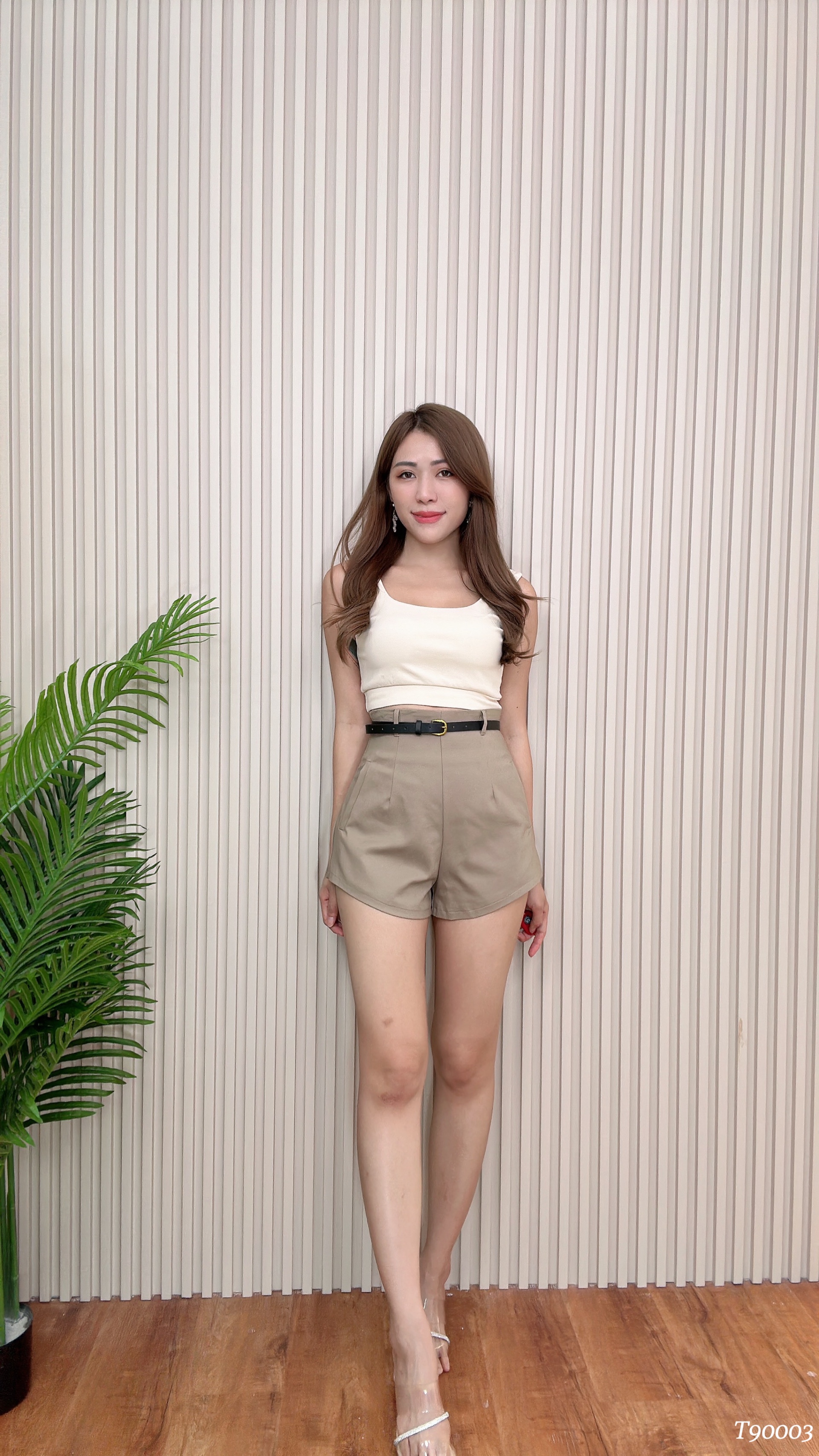 【LBP独家】百搭方领无袖上衣 (T90003)