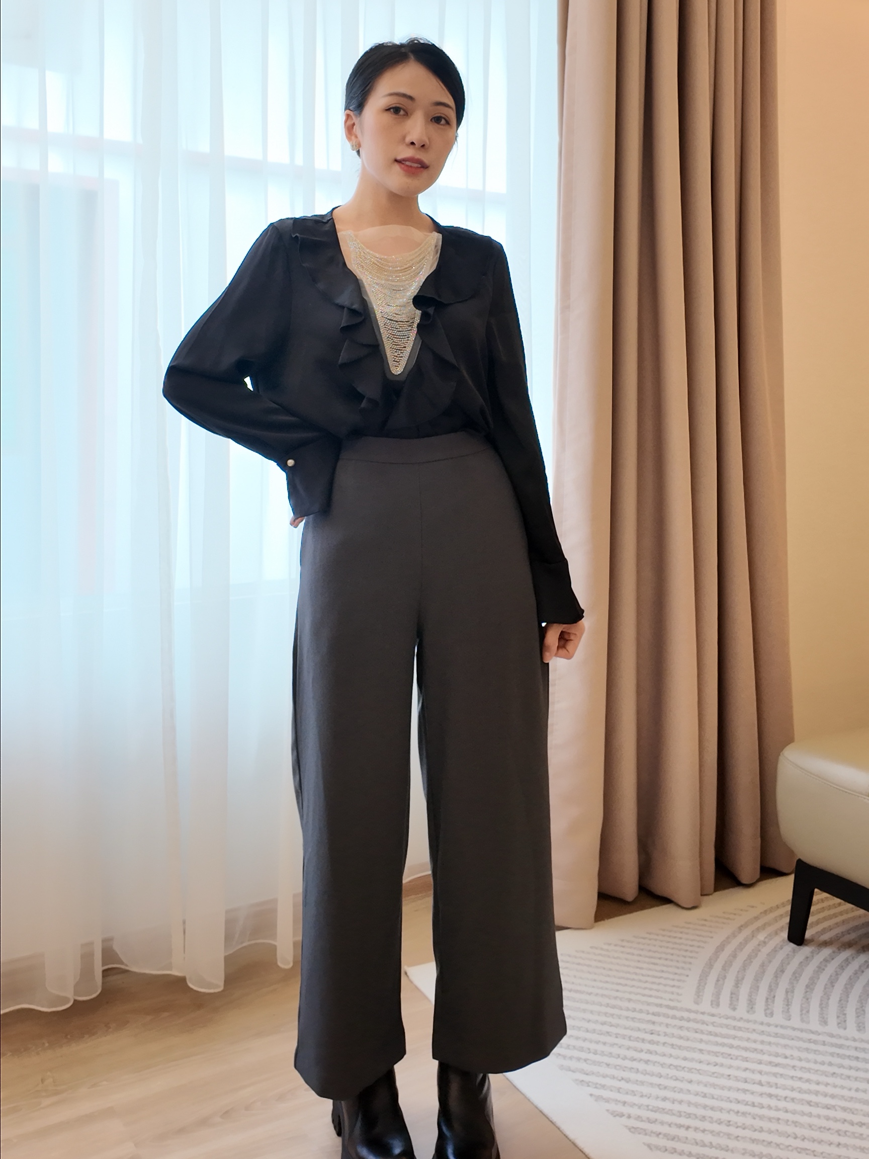 【LBP独家】日系简约风宽松直筒高腰长裤 (P40241)