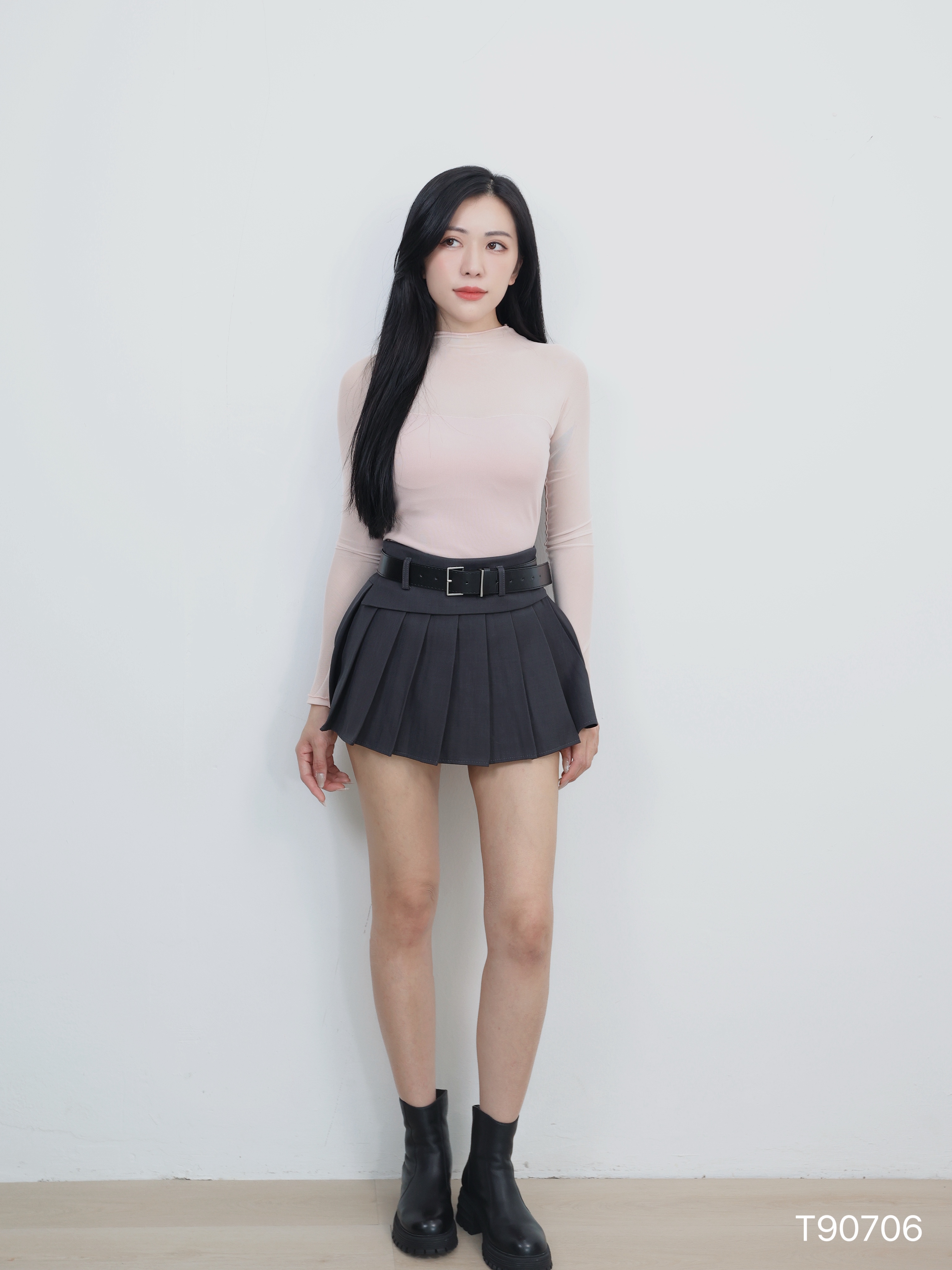 性感微透半高领设计长袖上衣 (T90706)