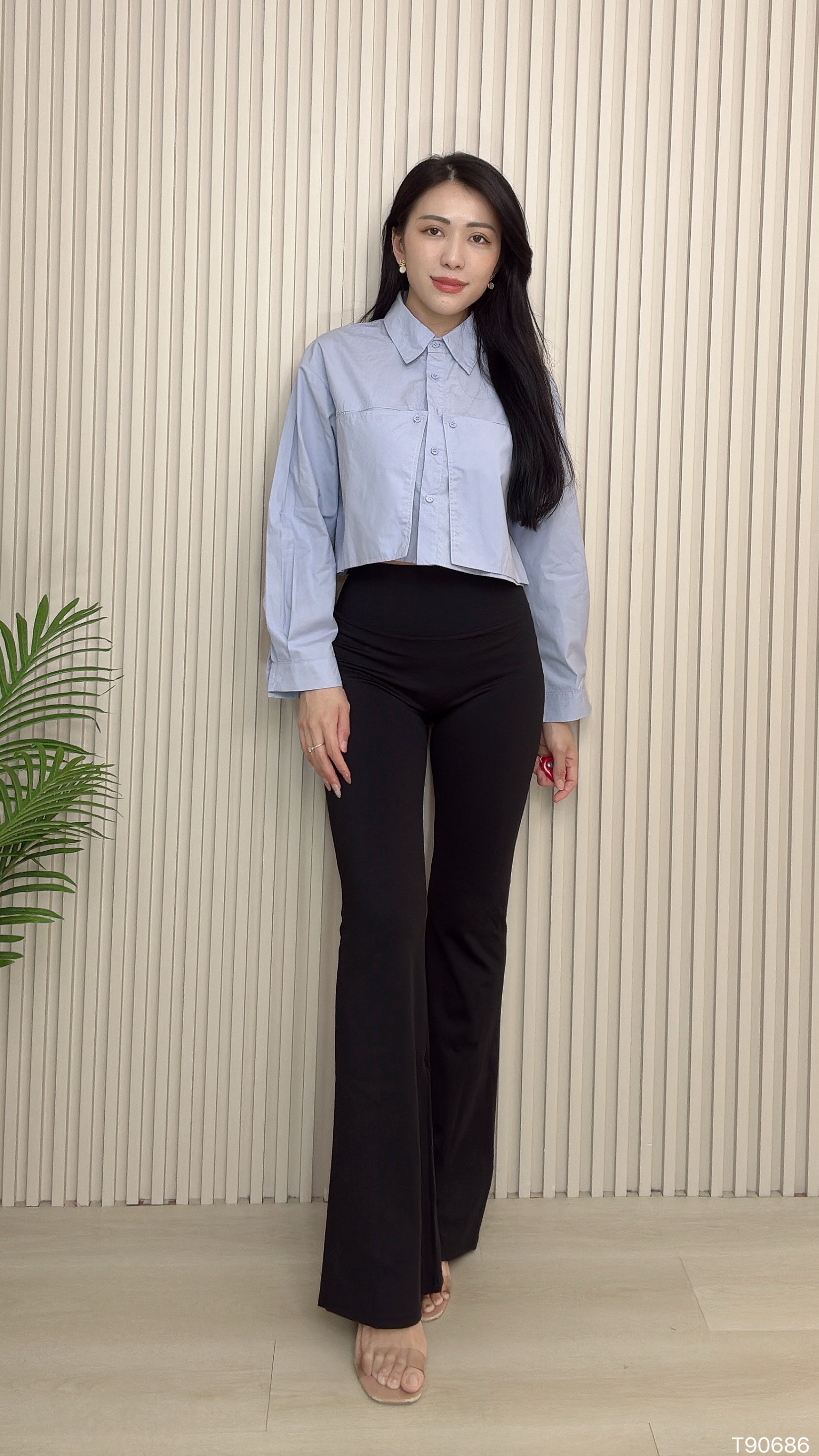 设计感翻领短款长袖衬衫 (T90686)