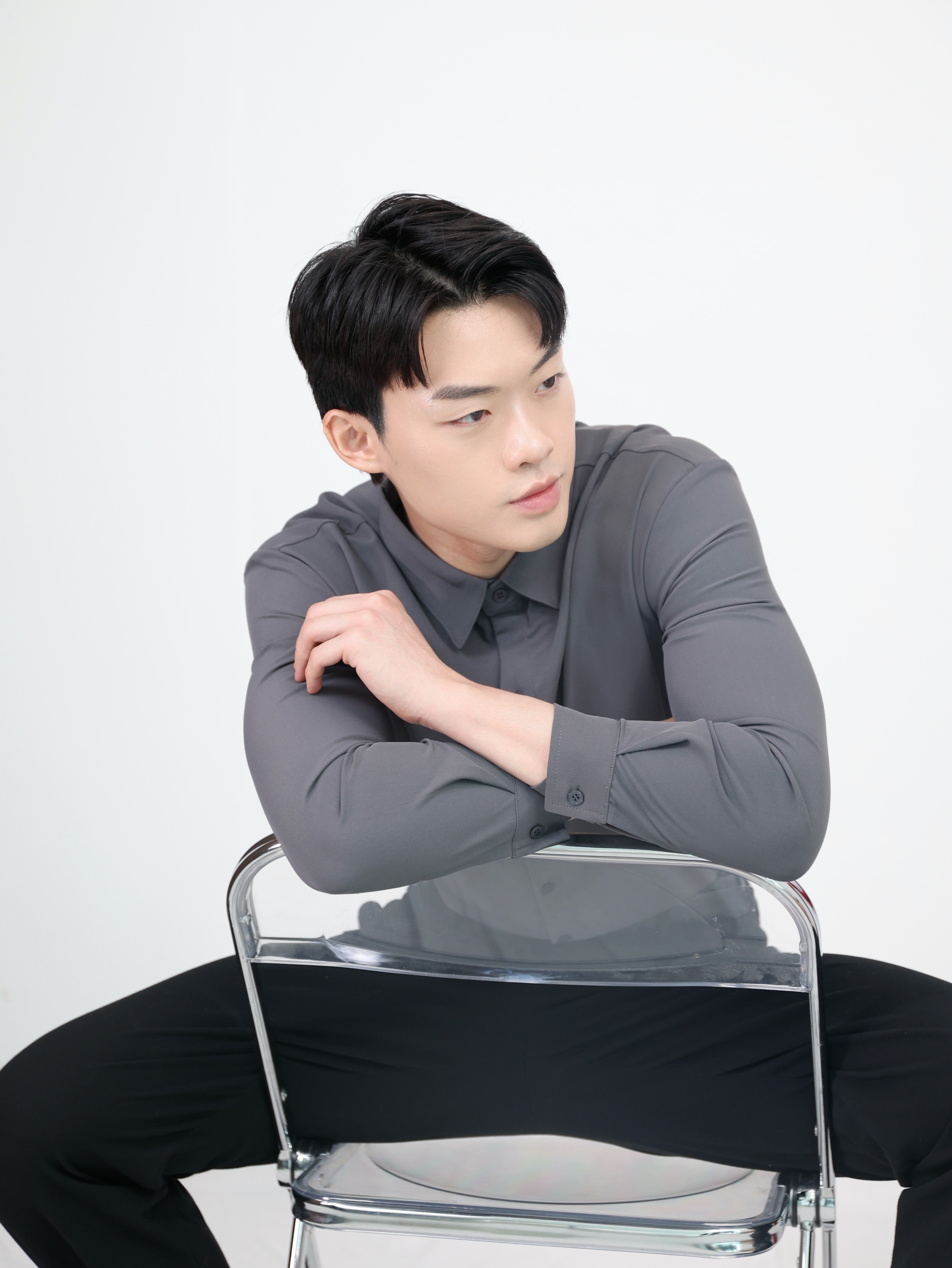 【STICKMEN】Elite 高级感纯色透气长袖上衣 (SM100102 GREY)-La'Belle Fashion Boutique Sdn Bhd