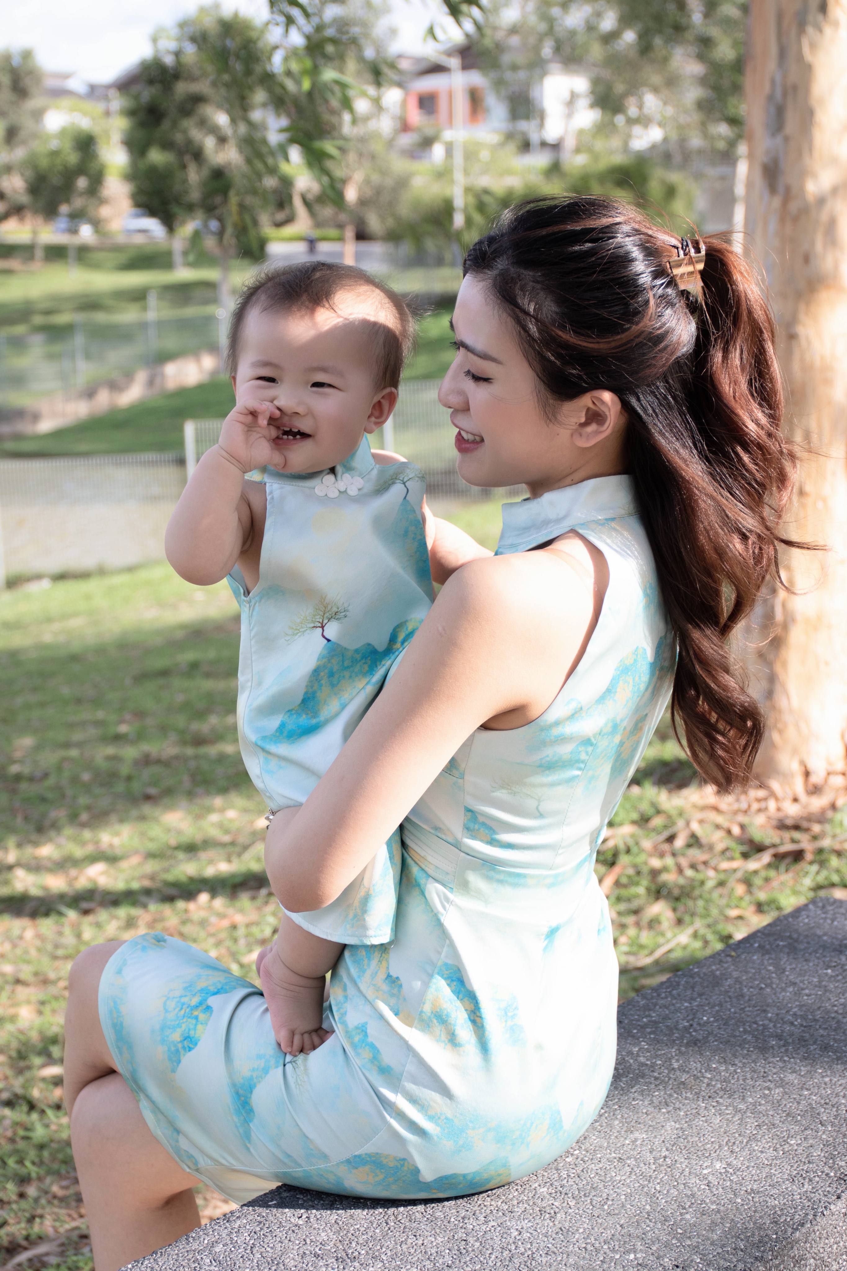 【LBP亲子系列】远山黛国风挂脖开叉设计改良版旗袍连身裙（F70106-妈妈款）