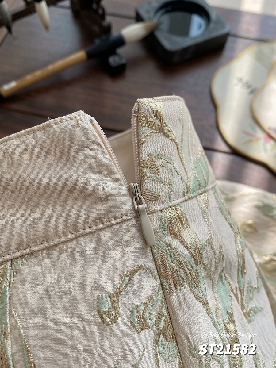 高质感鎏金旗袍两件套 （ST21582）