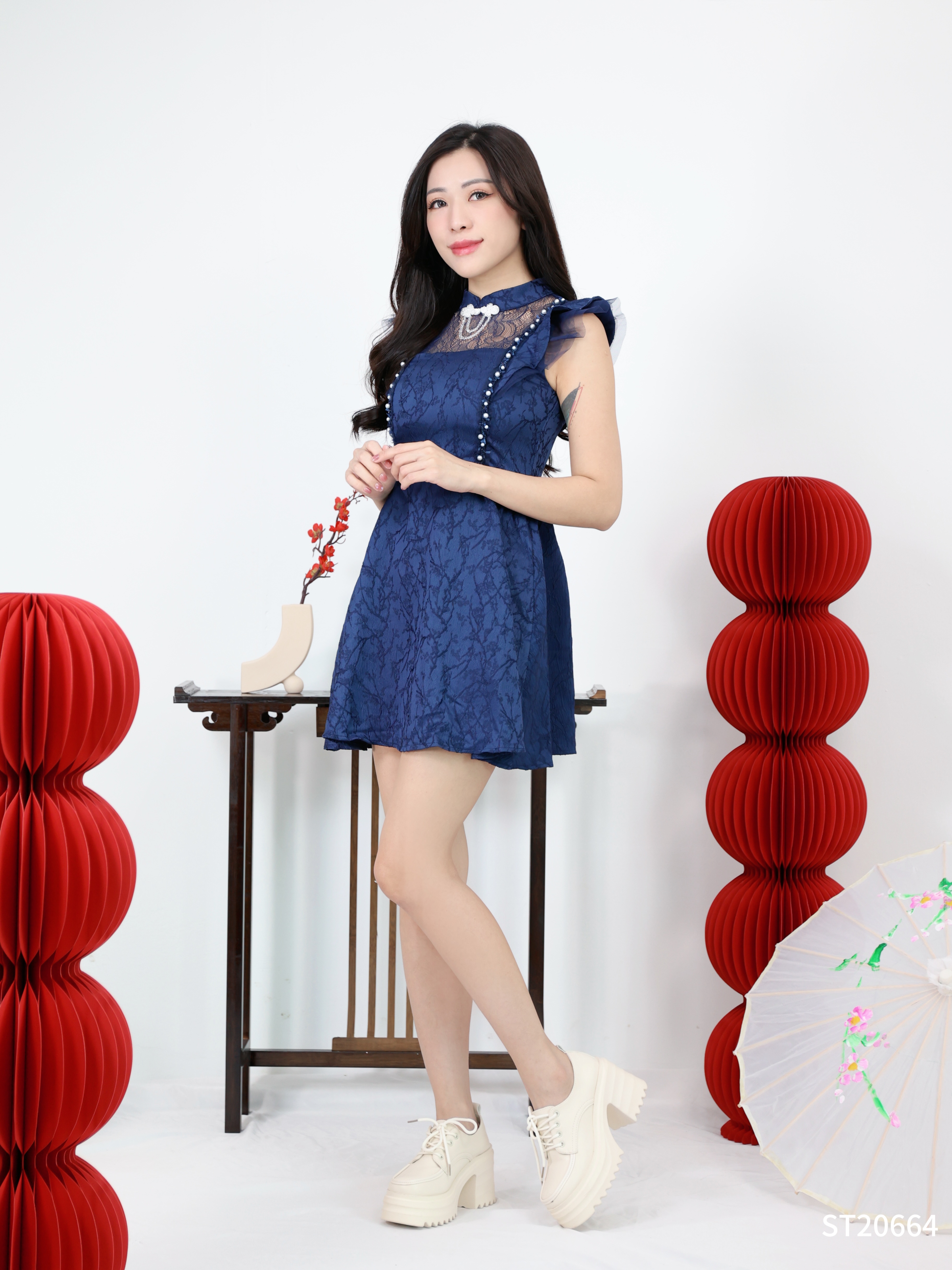 【LBP独家】法式珍珠拼接蕾丝设计改良版旗袍连身裙（ST20664）