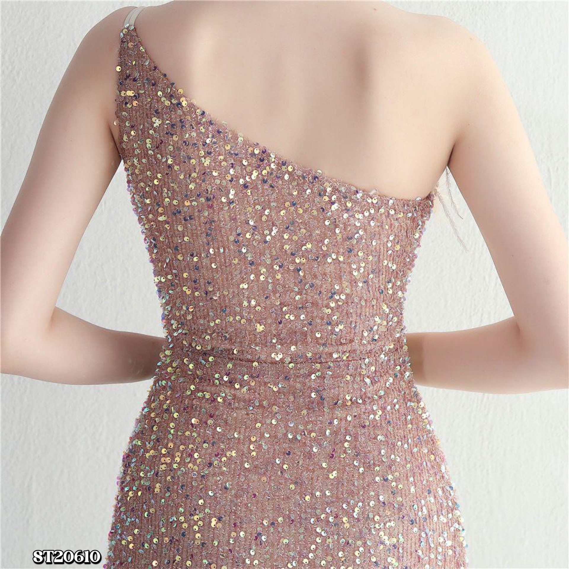 高级毛毛边闪亮开叉设计DinnerDress（ST20610）