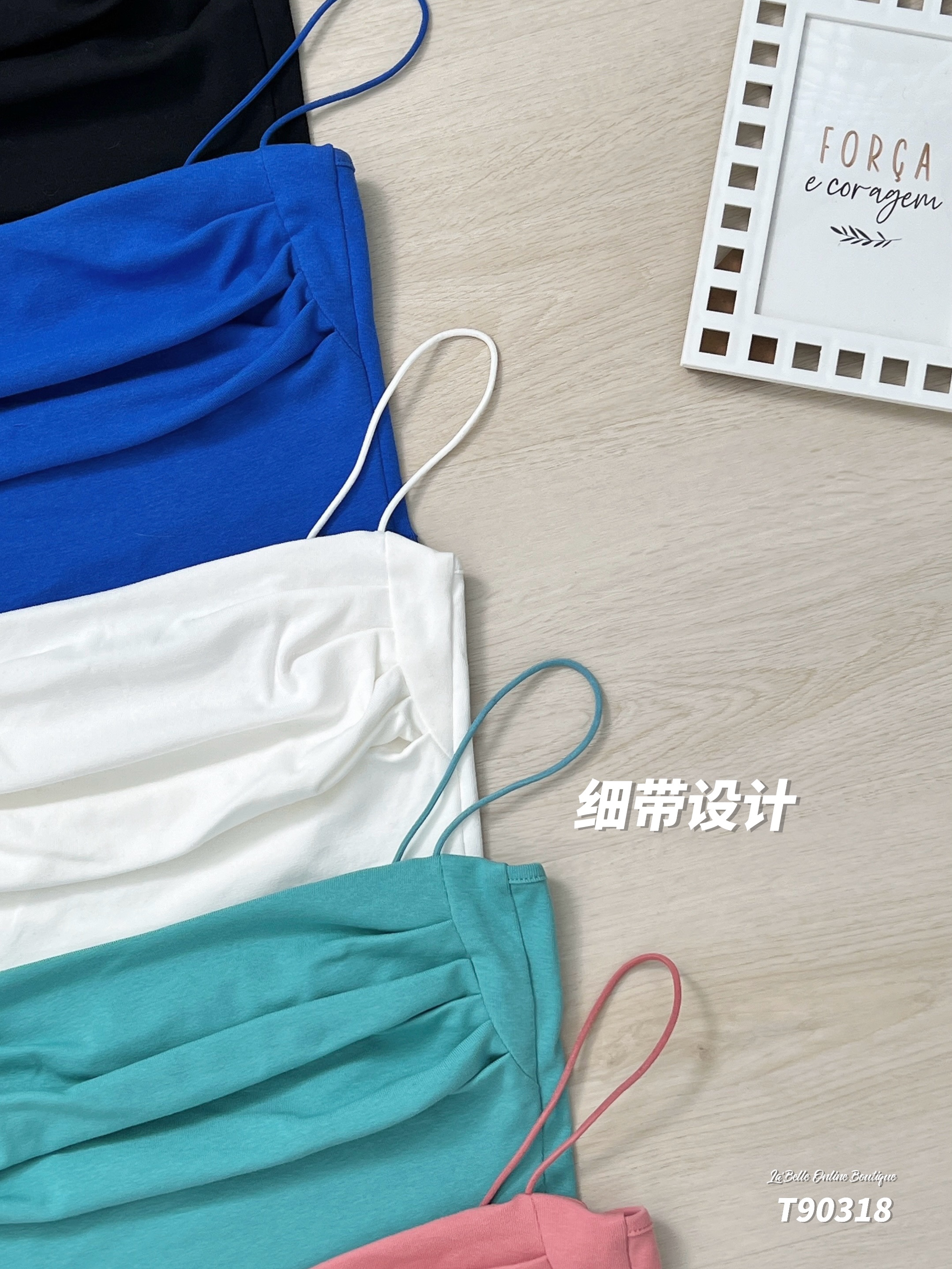 百搭褶皱设计短版细带上衣 (T90318)