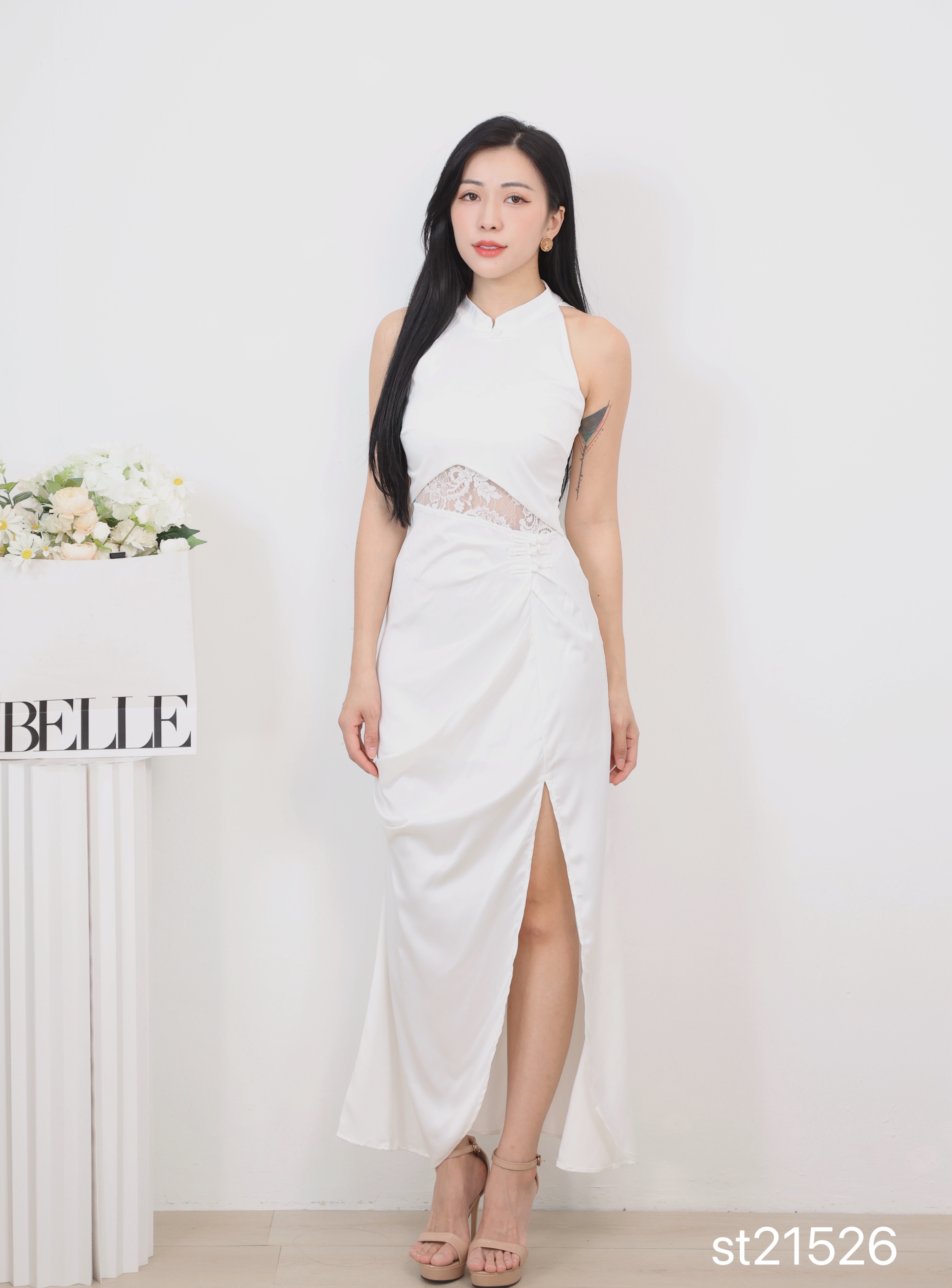 高级感压褶露腰削肩设计长版旗袍 (ST21526)