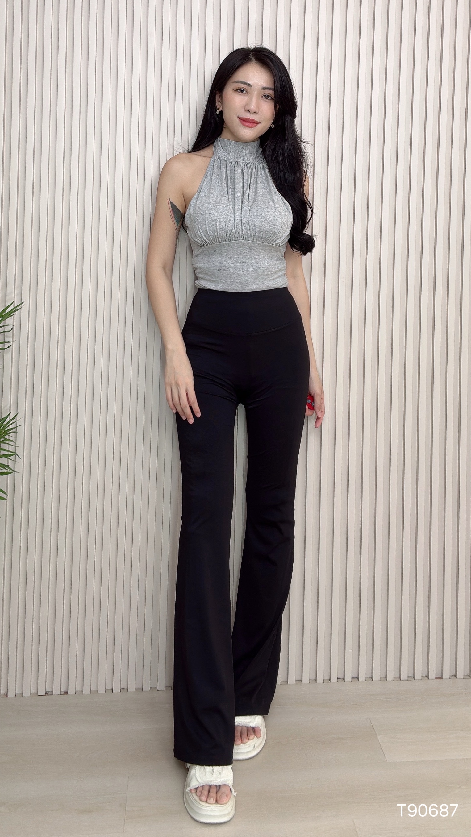 纯欲风褶皱挂脖绑带美背上衣 (T90687)