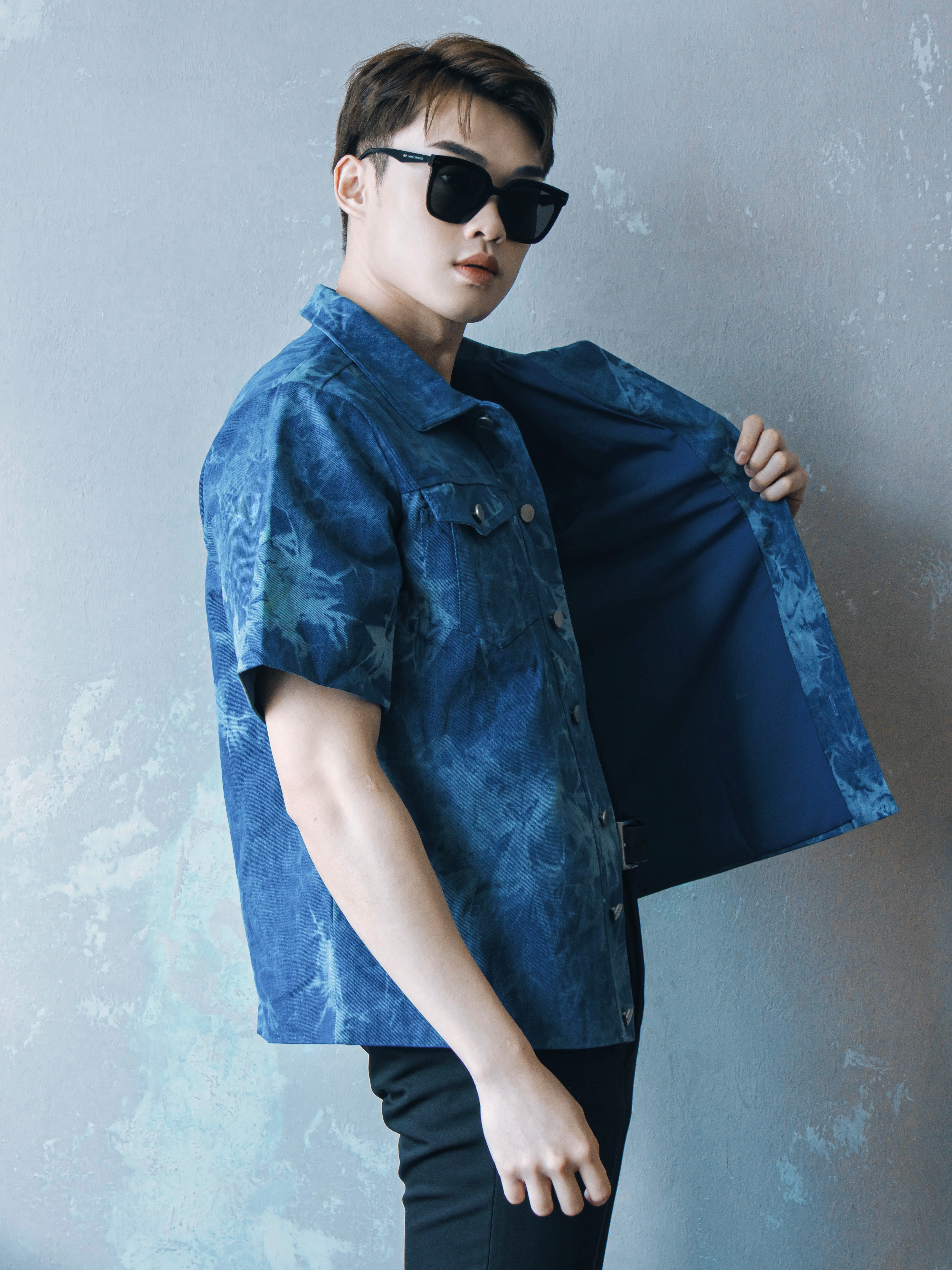 【预购PRE-ORDER】【LBP 独家情侣款系列】高级感独特扎染设计开衫牛仔上衣 (T90627)