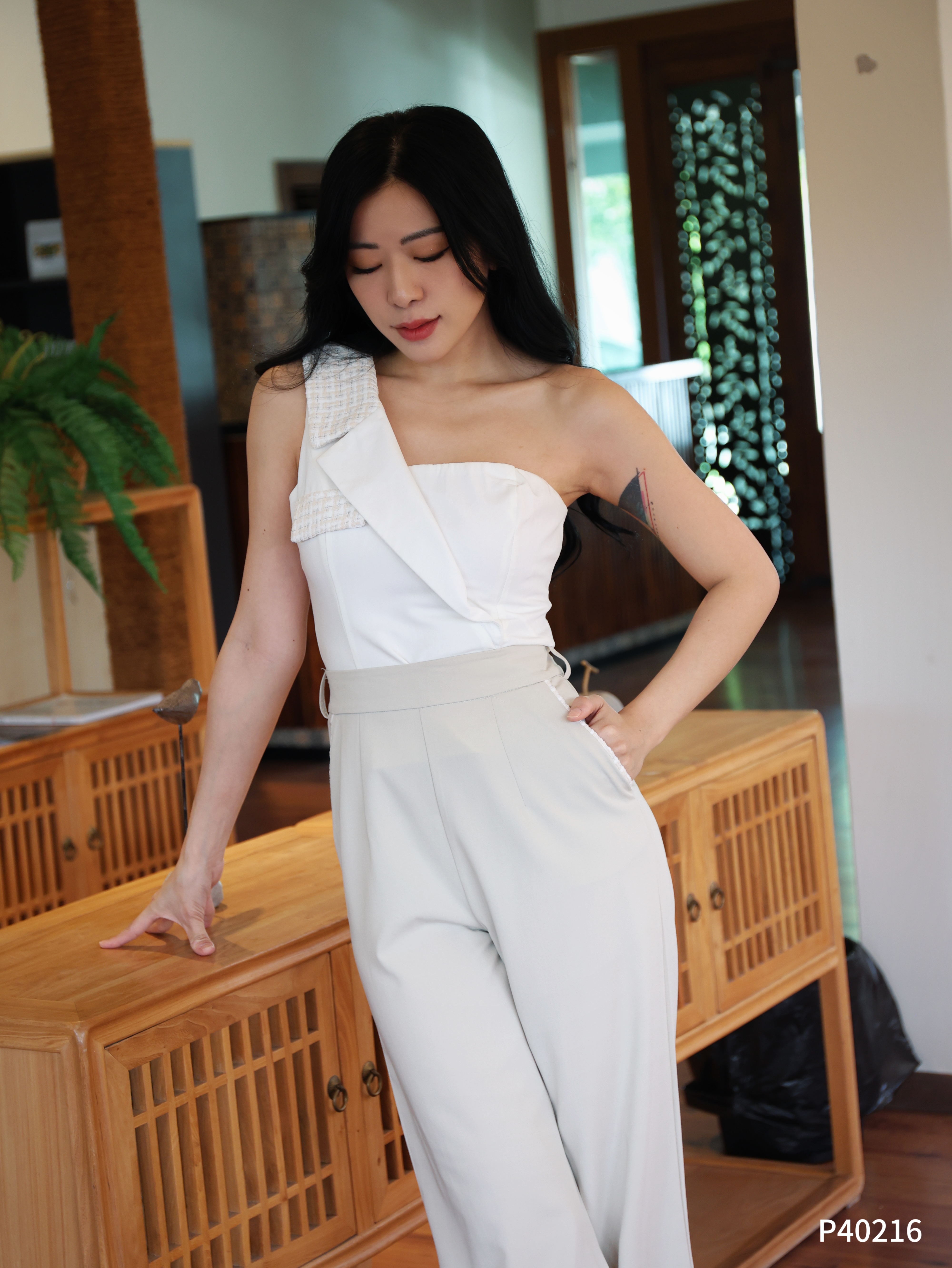 【LATTE NOON】时尚系带明线设计阔腿高腰长裤   (P40216)