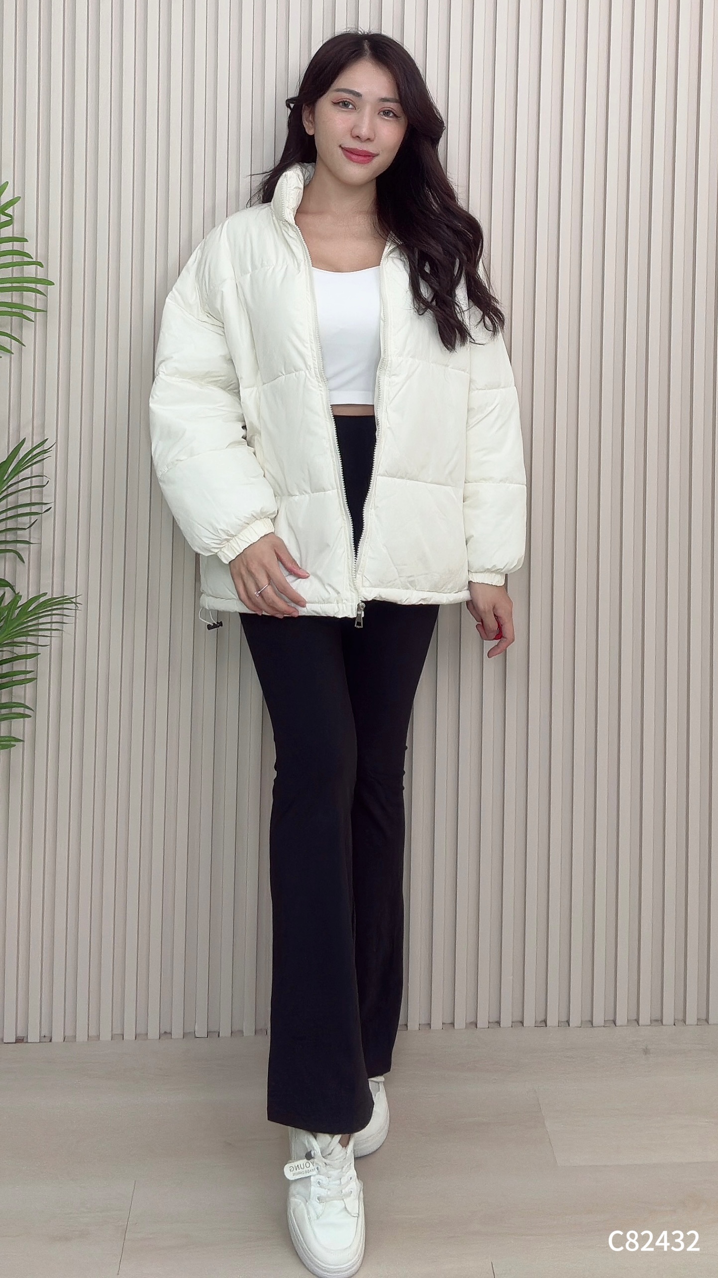 韩系宽松抽绳设计羽绒服 (C82432)-La'Belle Fashion Boutique Sdn Bhd